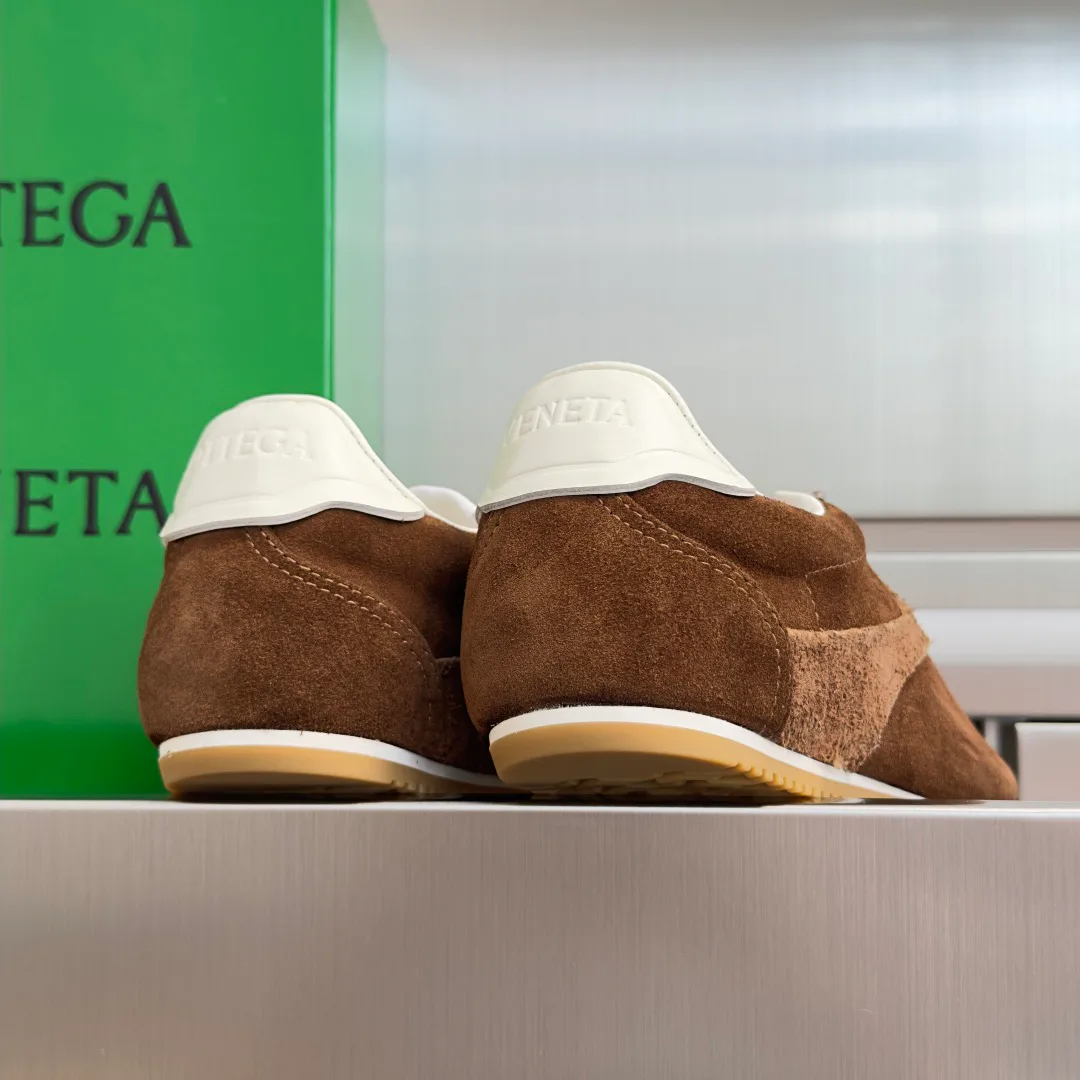 Кроссовки Женские Bottega Veneta 17910638