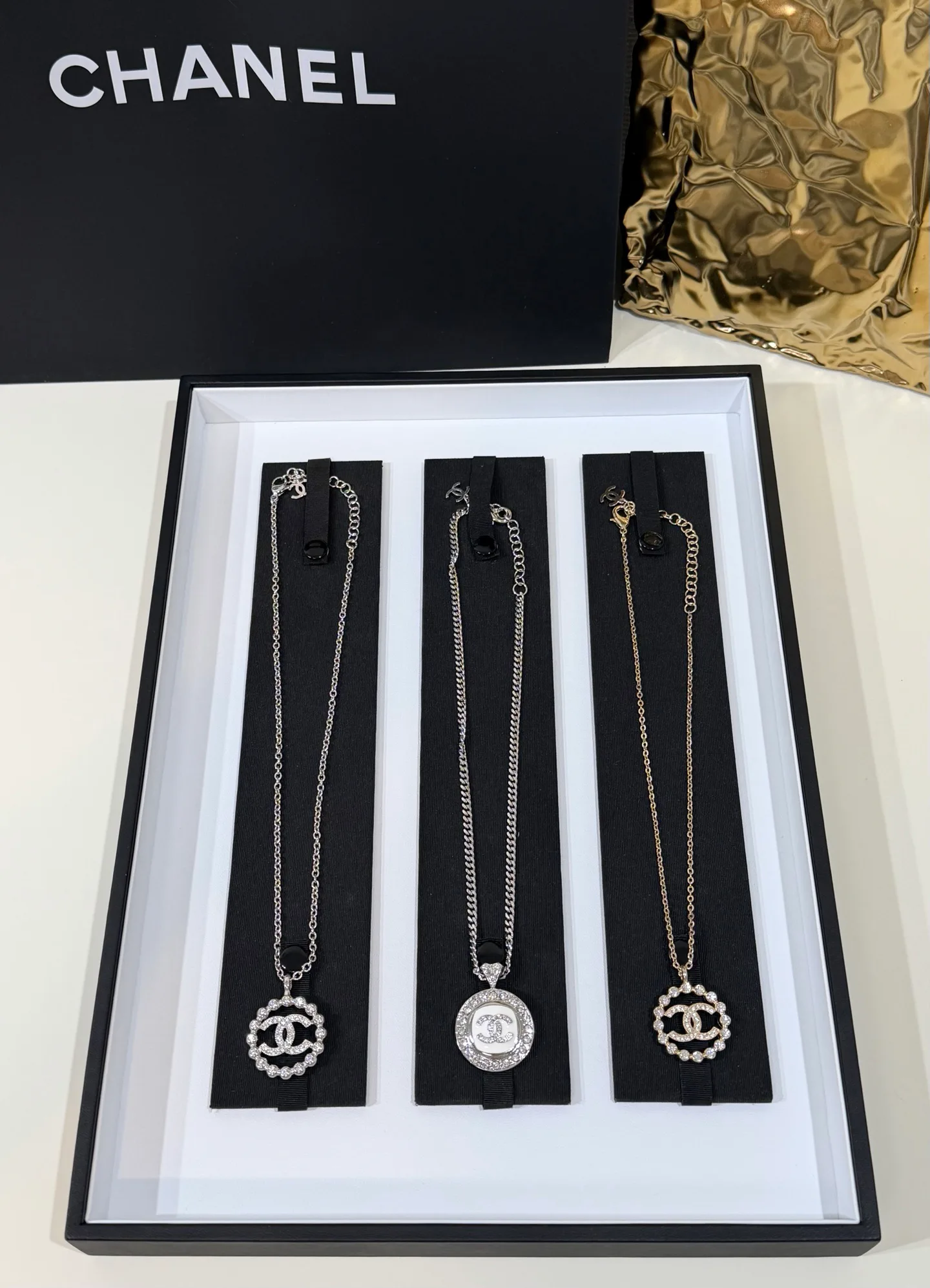 Бижутерия Chanel 17868615
