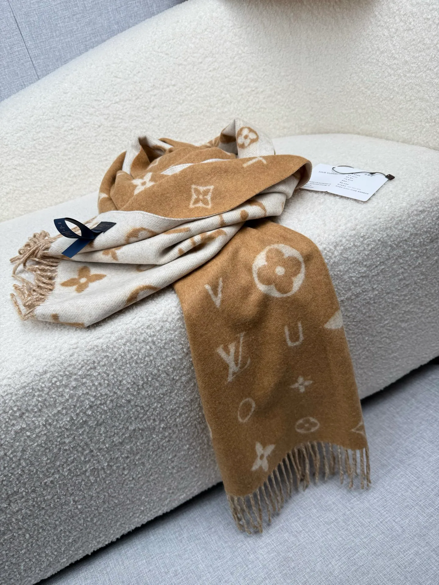 Шарфы Louis Vuitton 498278