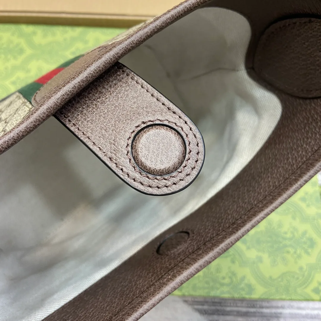 Классические Сумки Женские Gucci 11872190