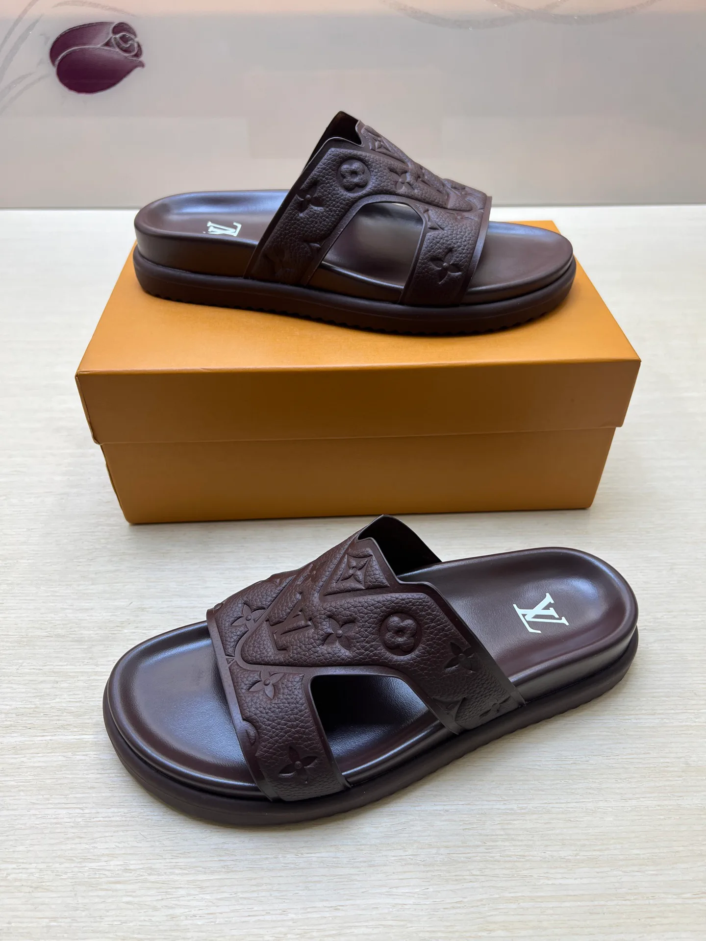 Сандалии Мужские Louis Vuitton 11228580