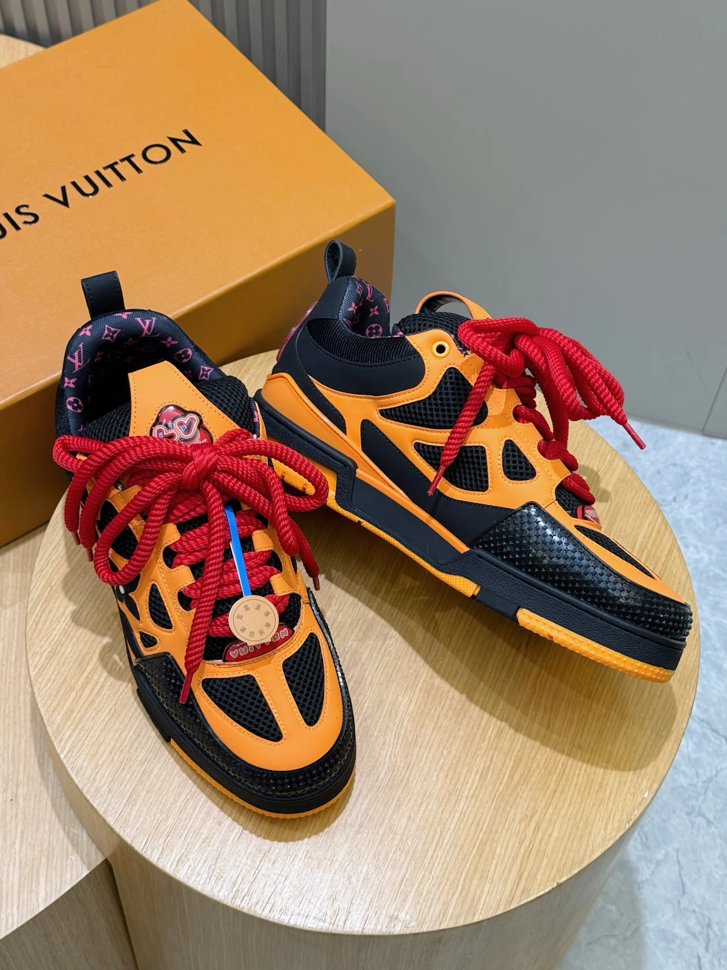 Кроссовки Мужские Louis Vuitton 13563403