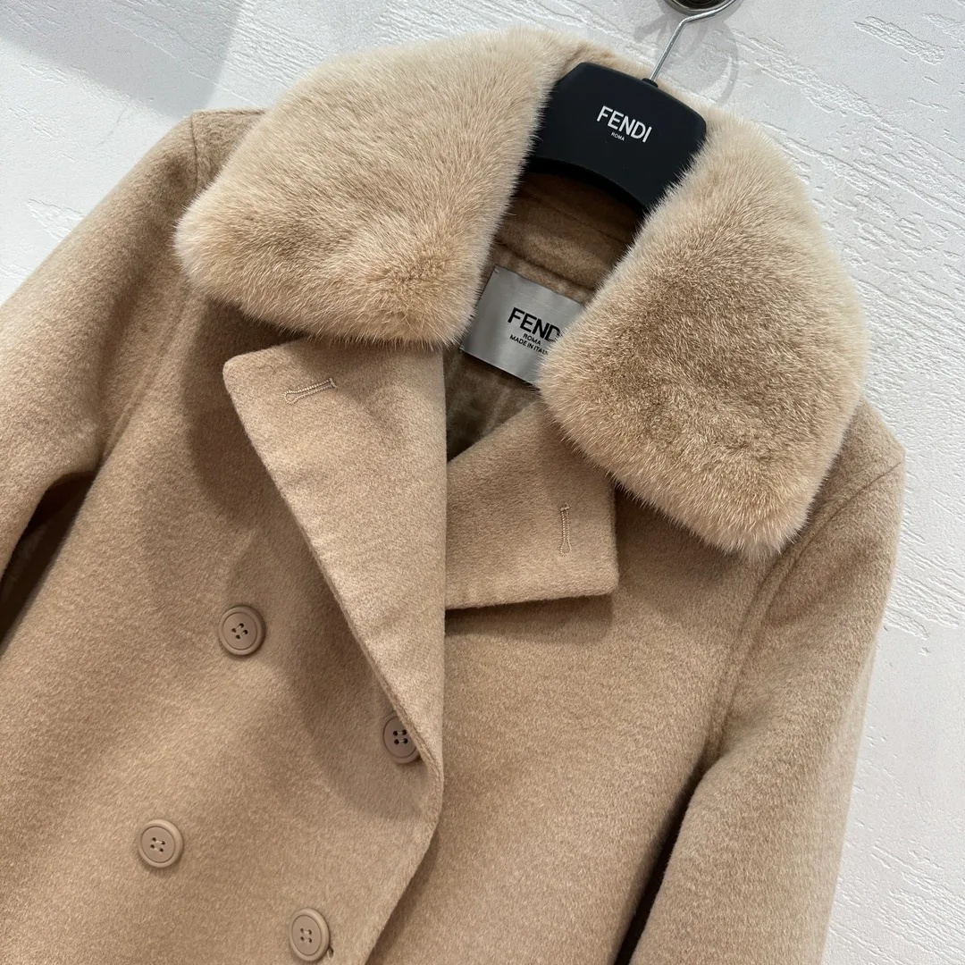 Пальто Женские Fendi 18064293