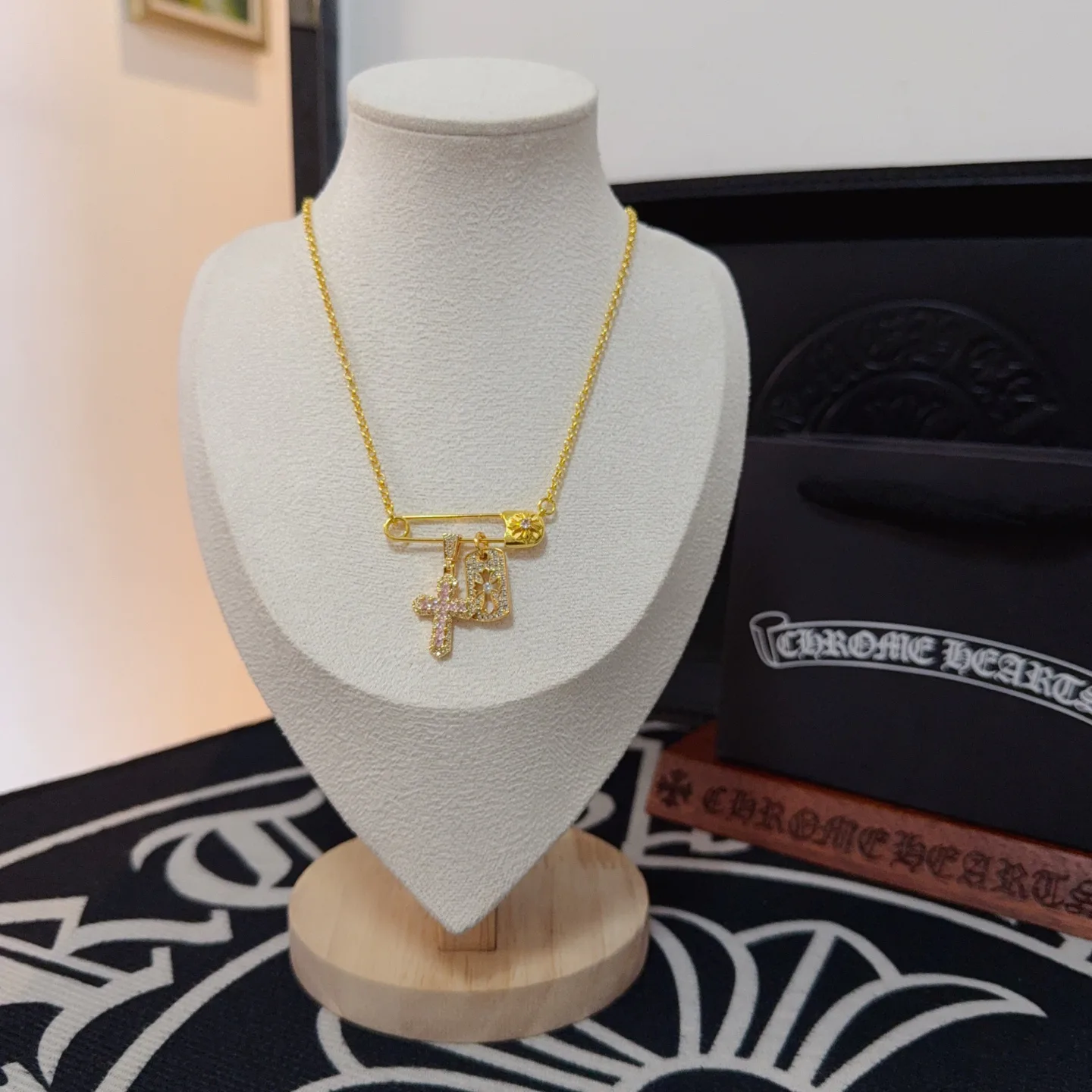 Бижутерия Chrome Hearts 86023