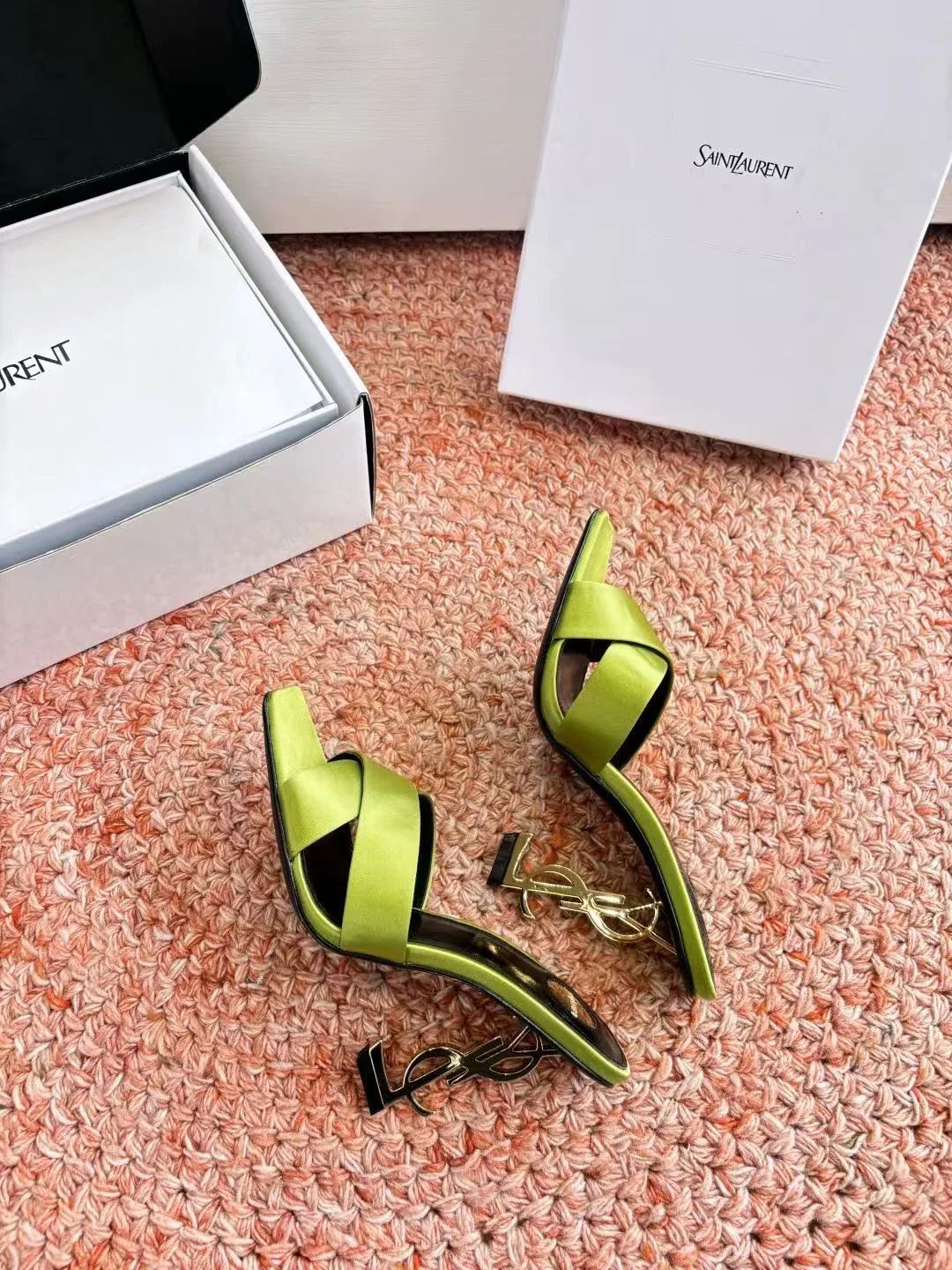 Босоножки Женские Saint Laurent 11660250