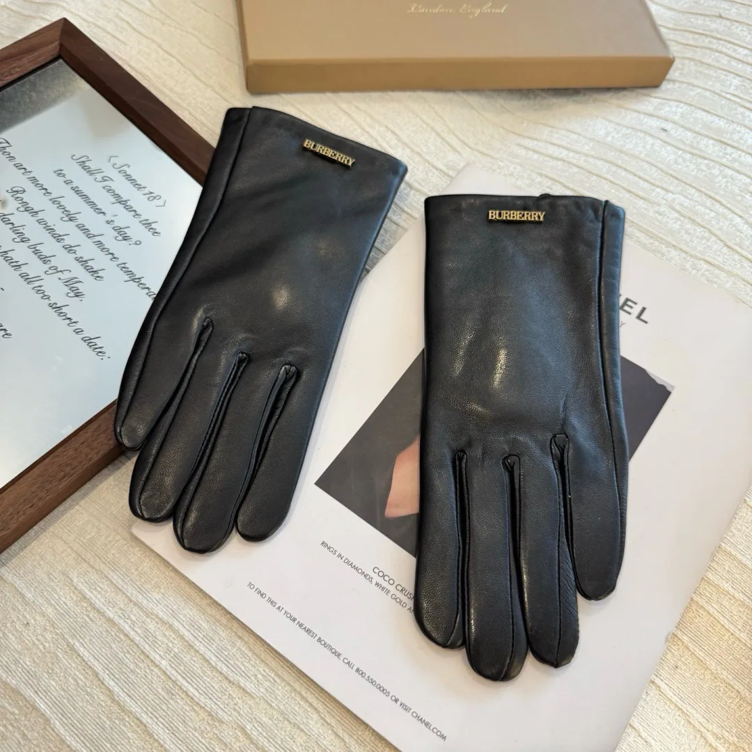 Перчатки Burberry 18574842