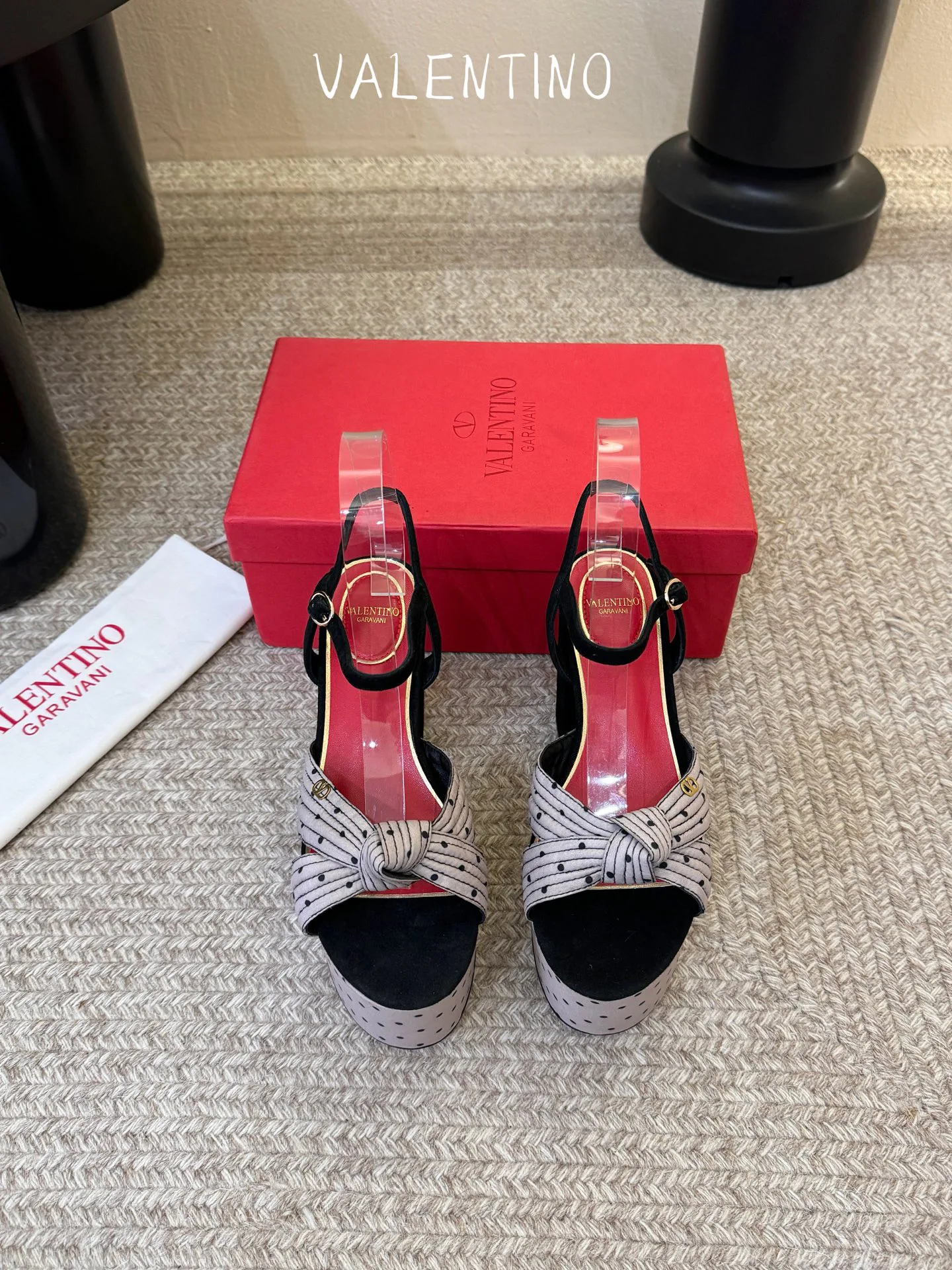 Босоножки Женские Valentino 17396962