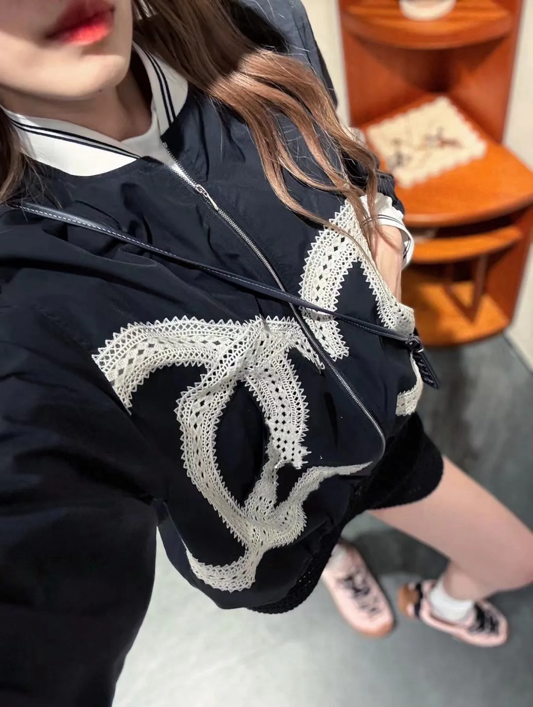 Куртки И Пуховики Женские Chanel 33492