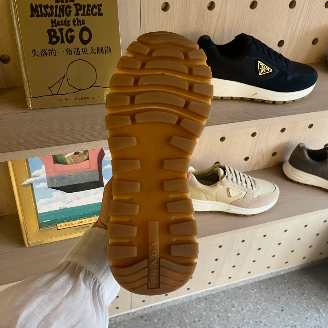 Кроссовки Мужские Prada 29165