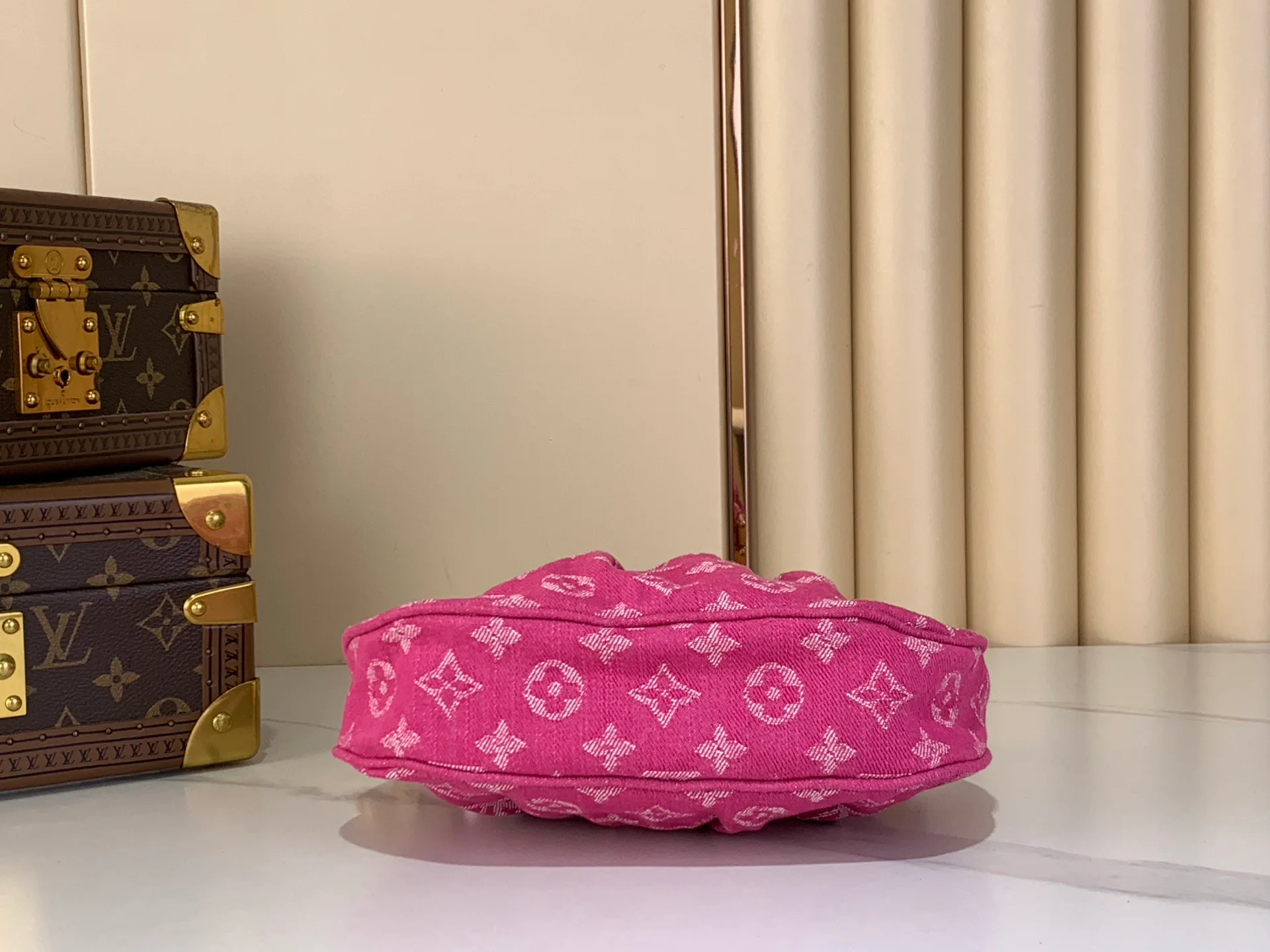 Клатчи Женские Louis Vuitton 12798954