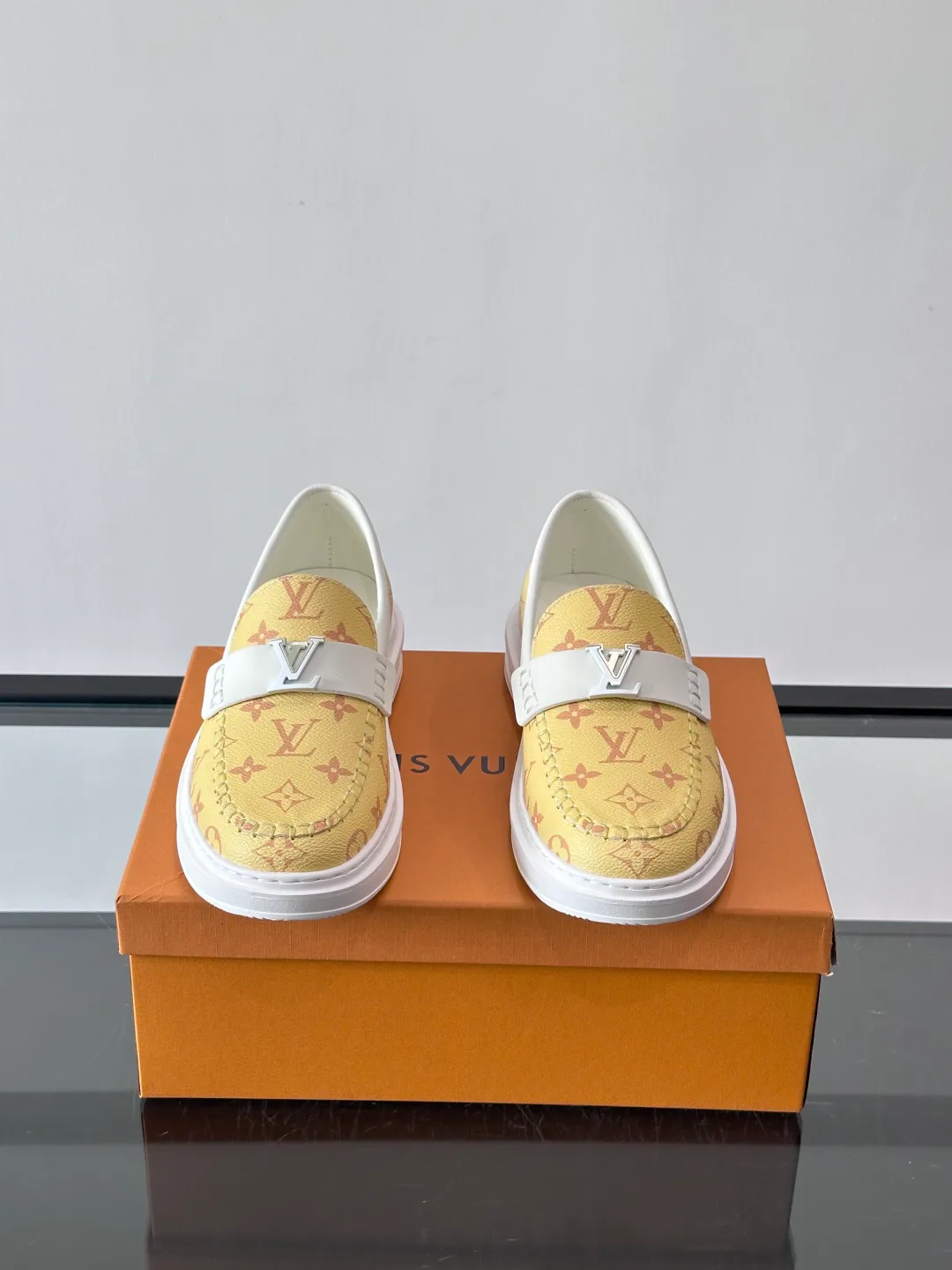 Слипоны Мужские Louis Vuitton 13562636