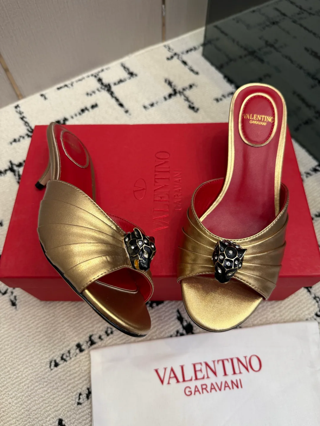 Босоножки Женские Valentino 18049039