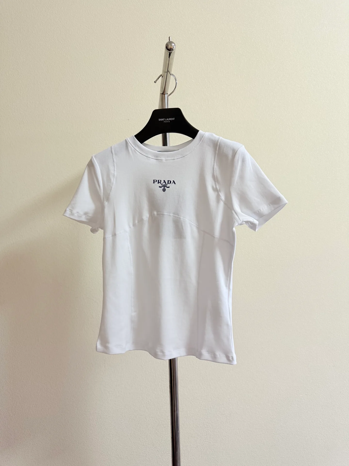 Футболки Женские Prada 28820