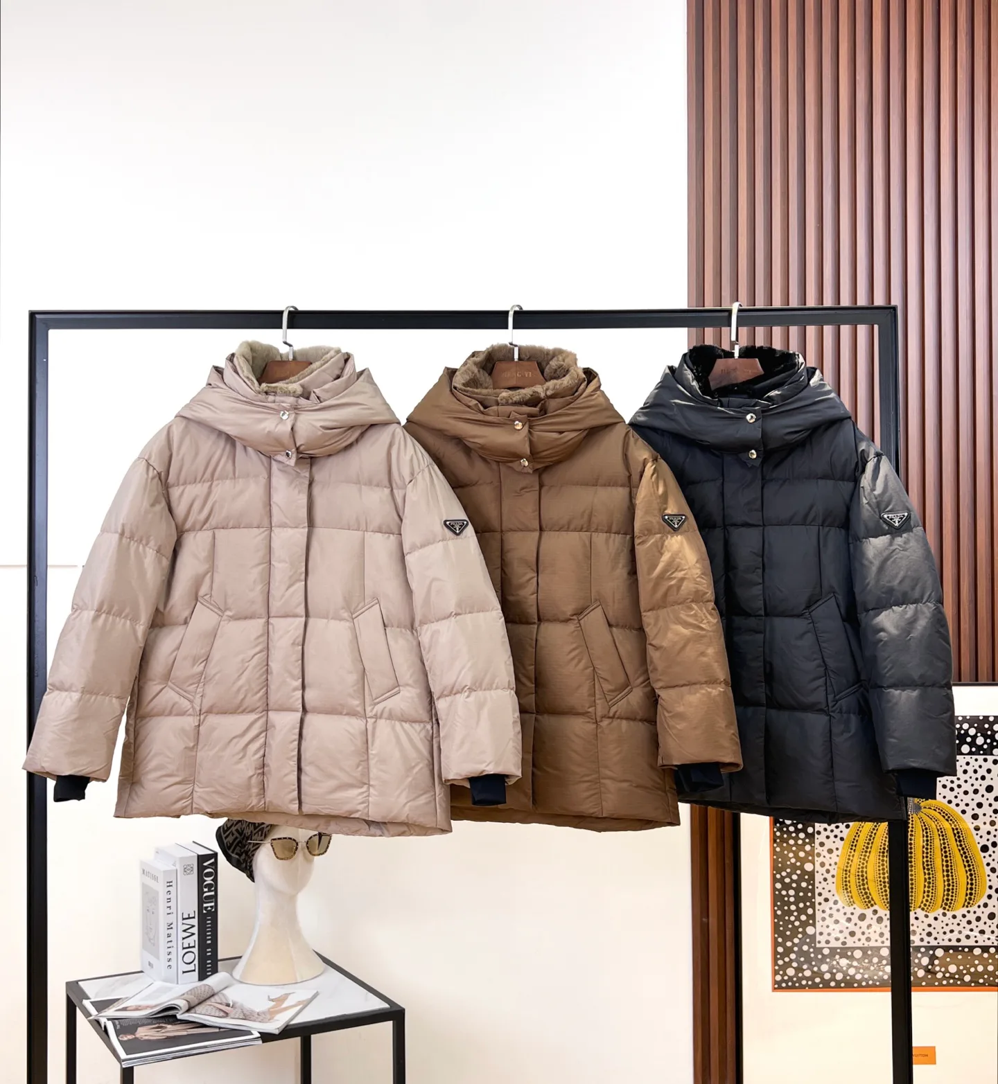 Куртки И Пуховики Женские Prada 18228751