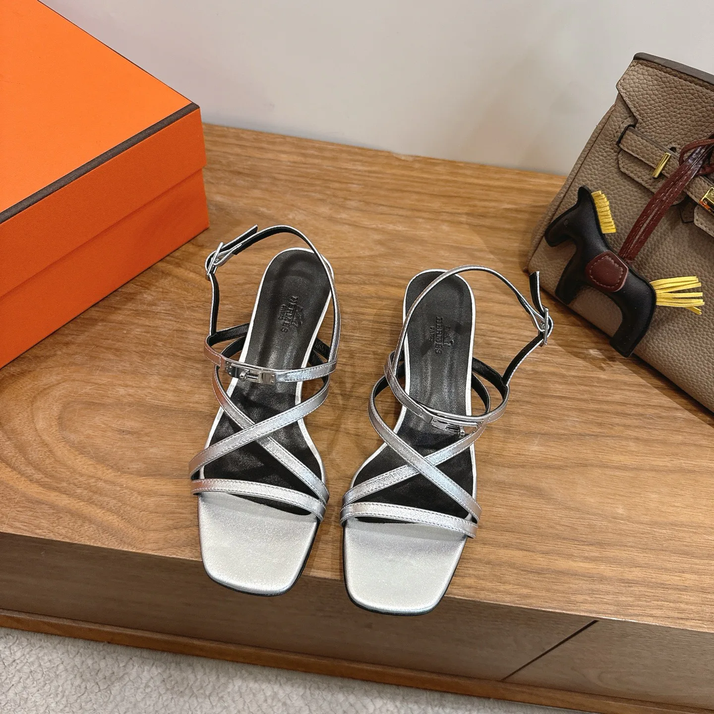 Босоножки Женские Hermes 12622537