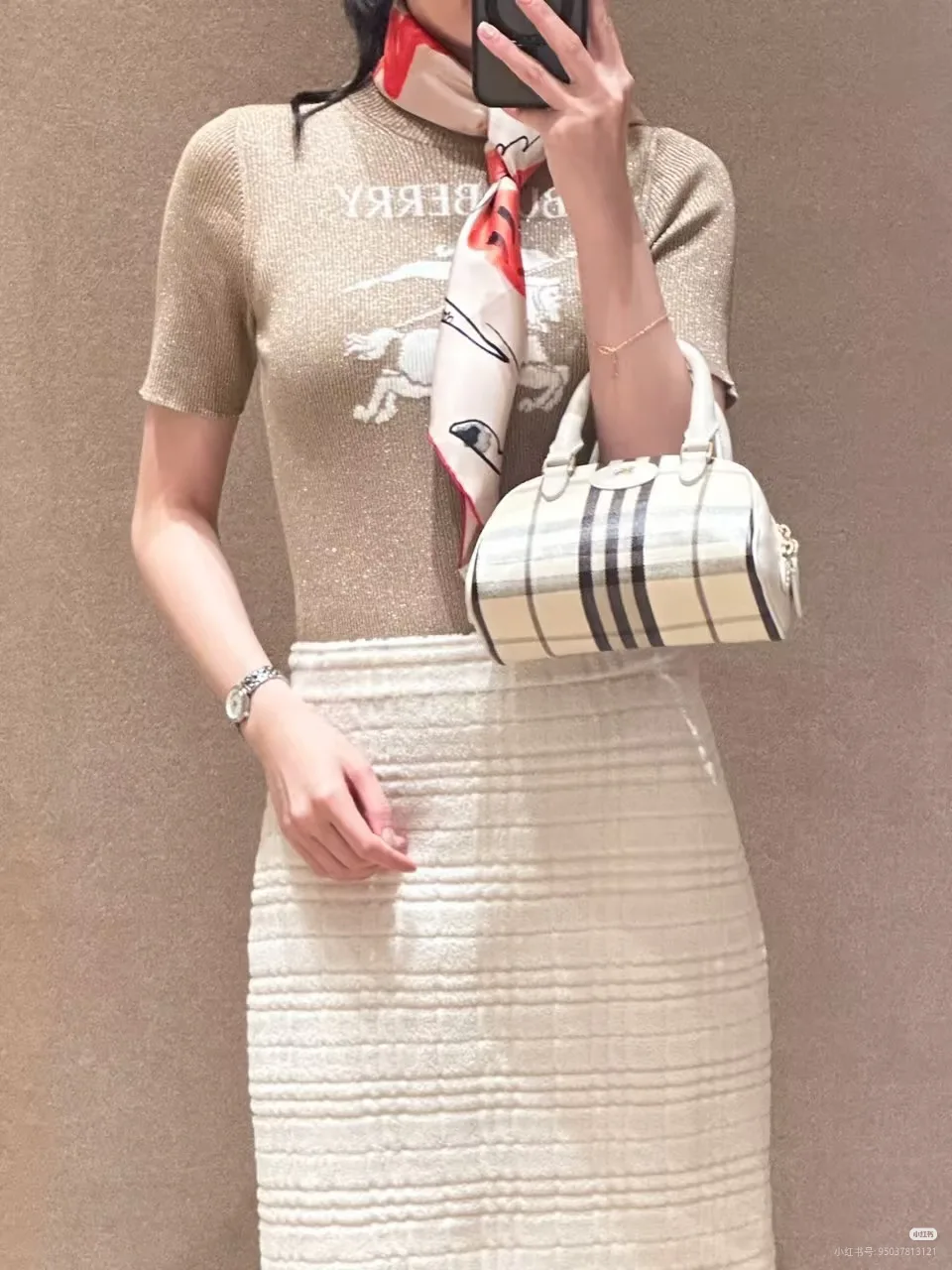 Футболки Женские Burberry 18044463
