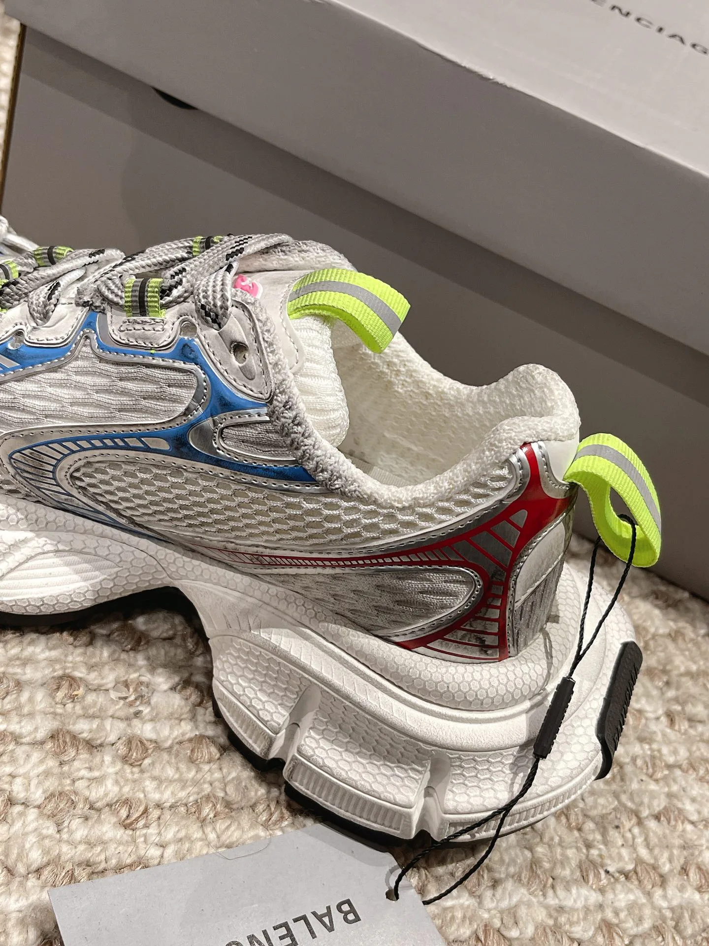 Кроссовки Женские Balenciaga 25452