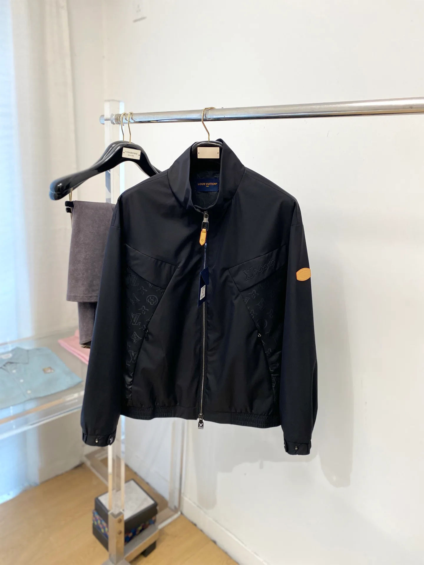 Куртки И Пуховики Мужские Louis Vuitton 5372531