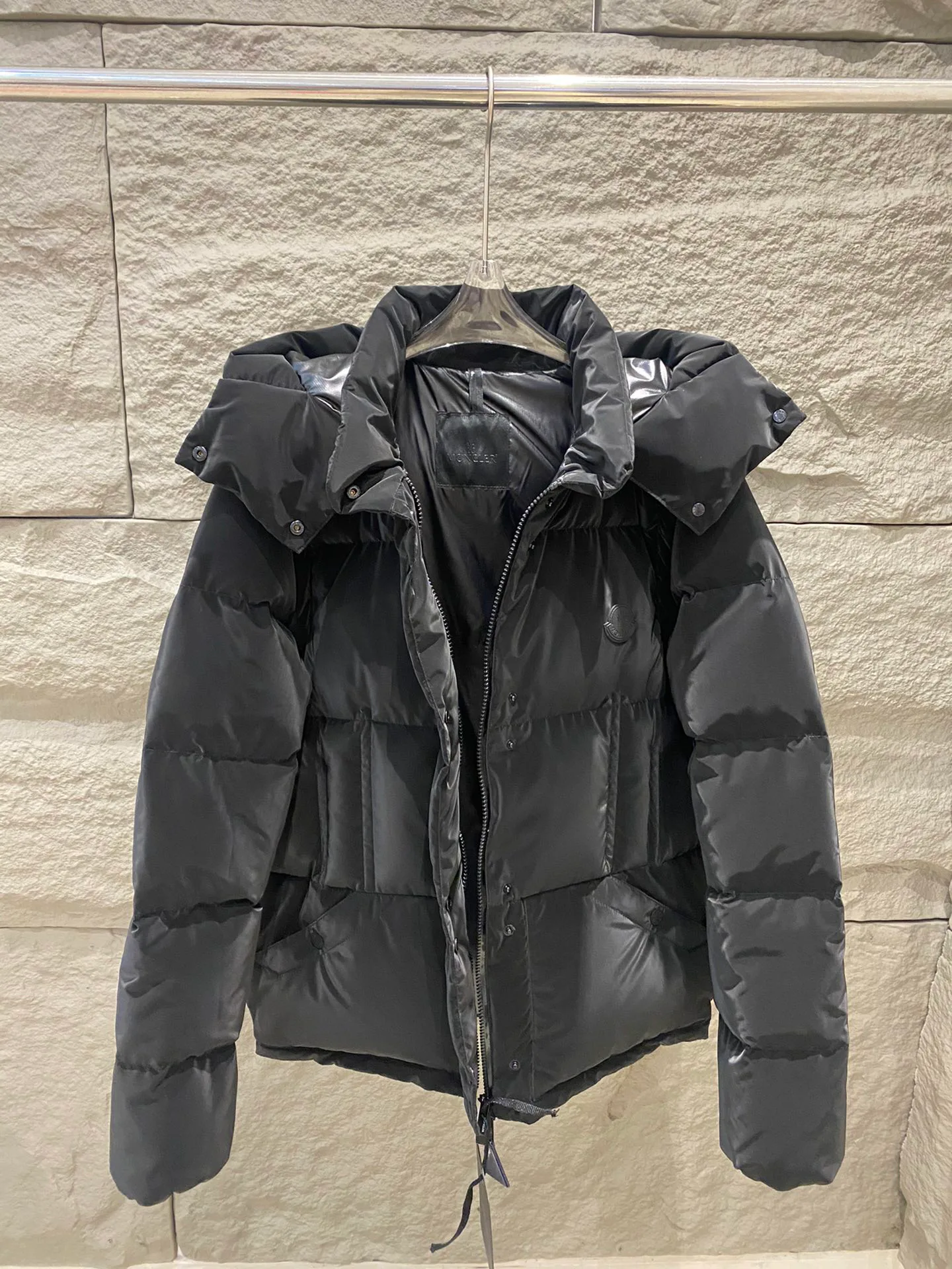 Куртки И Пуховики Женские Moncler 18609648