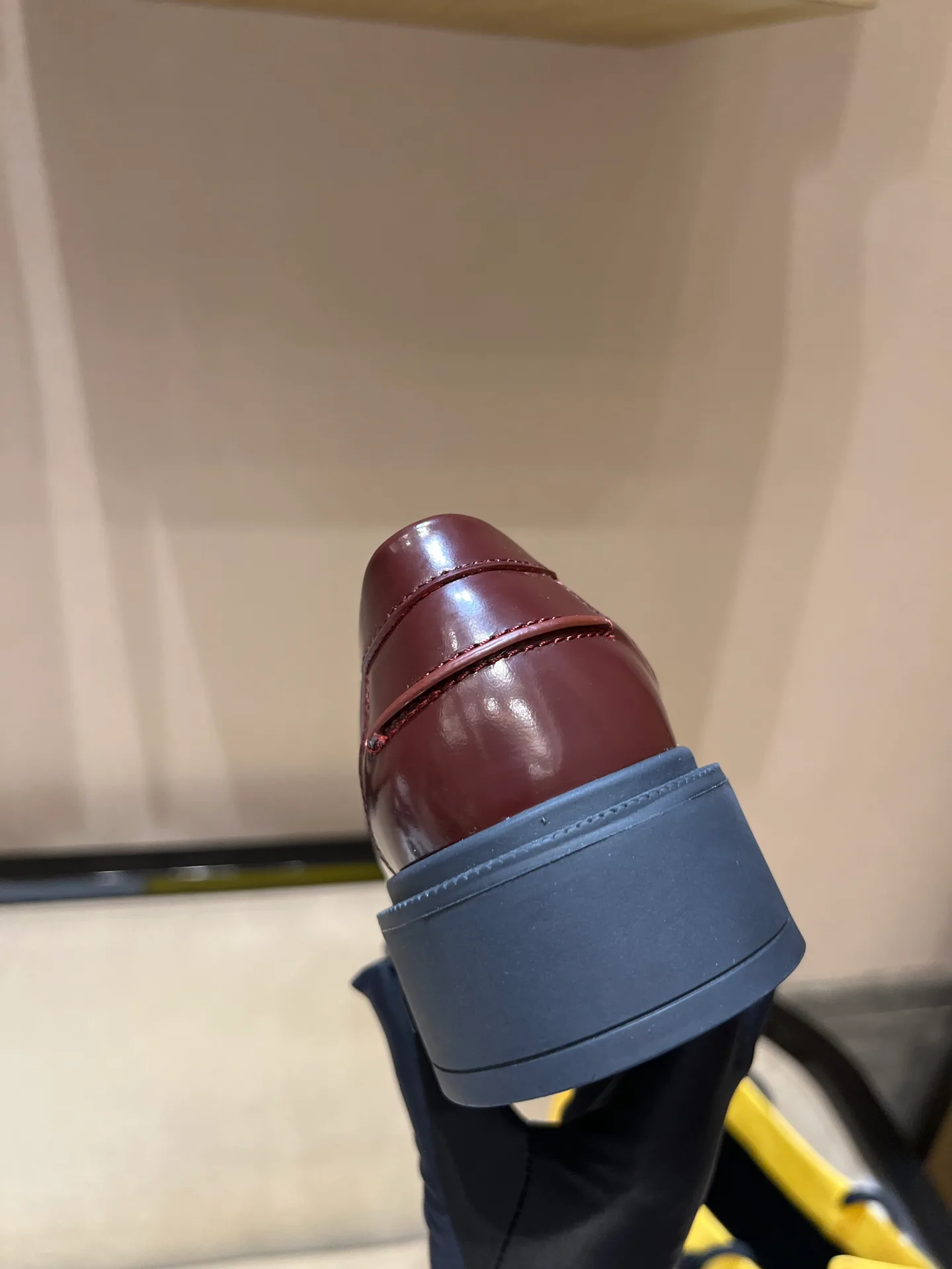 Лоферы И Мокасины Женские Fendi 13049