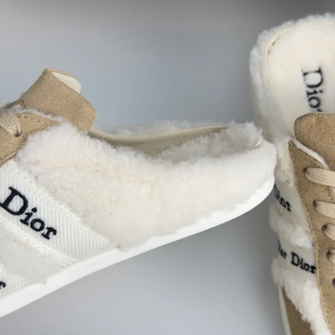 Кроссовки Женские Christian Dior 19779532