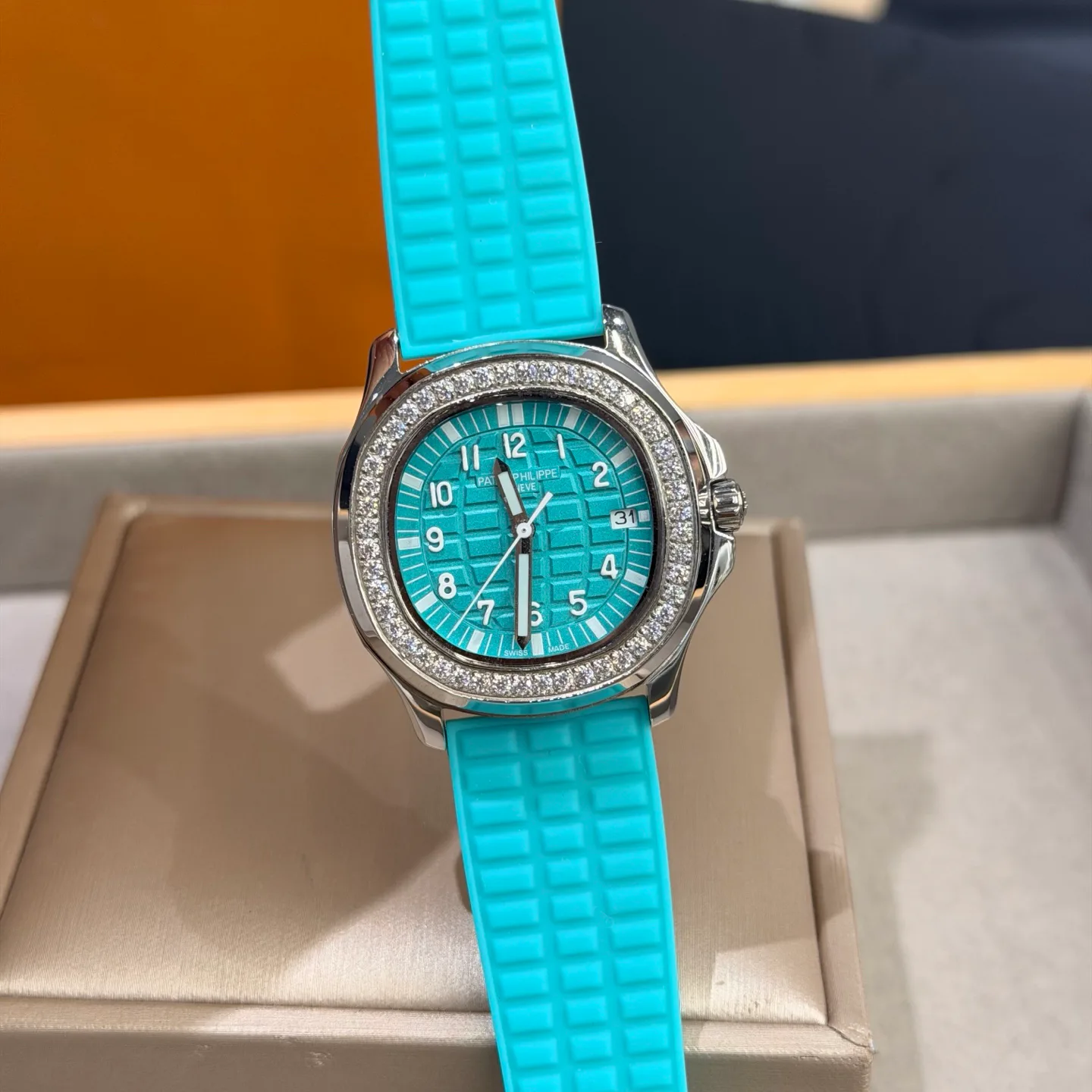 Часы Женские Patek Philippe 17800707