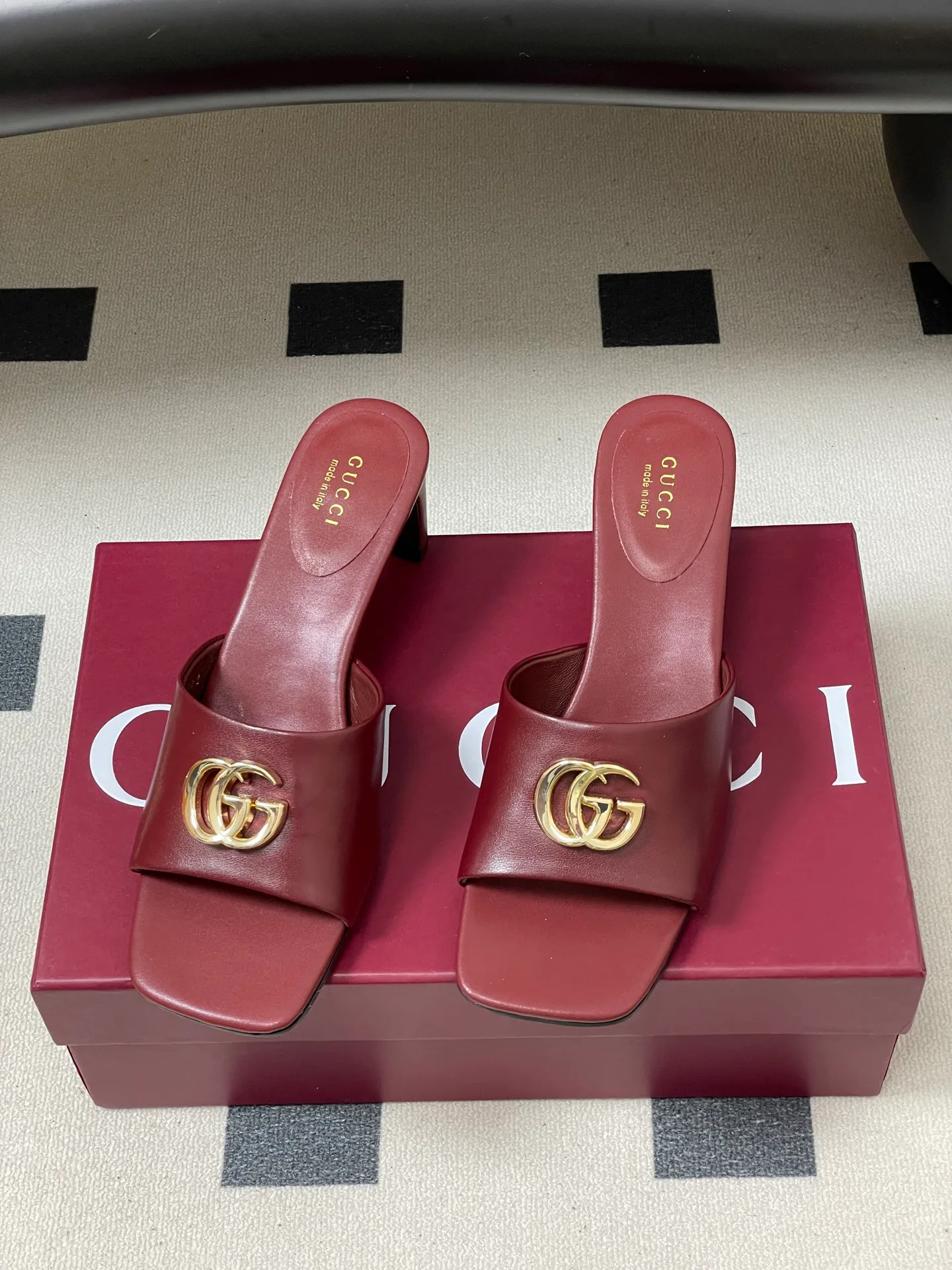 Босоножки Женские Gucci 10395325