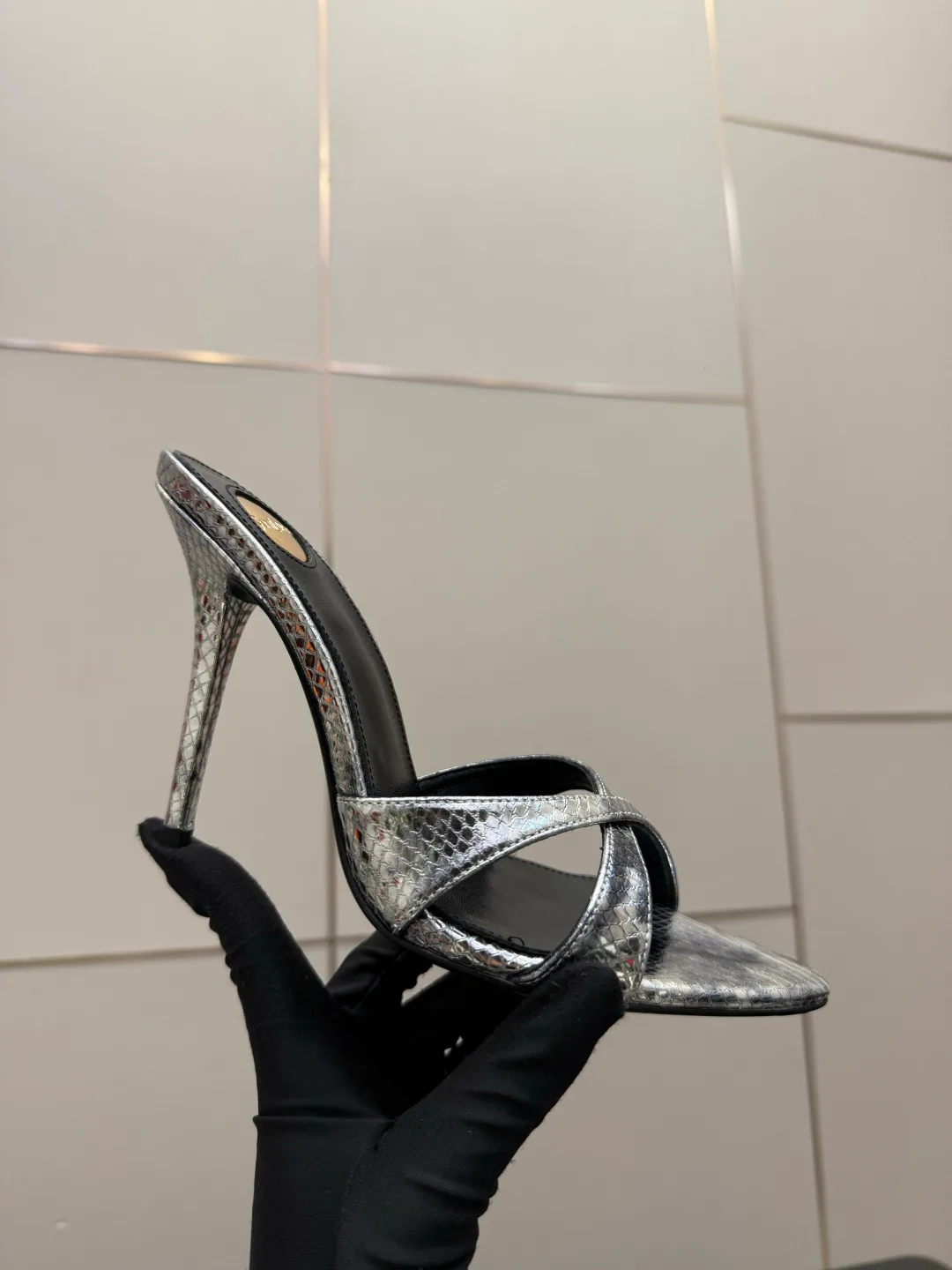 Босоножки Женские Saint Laurent 11409911