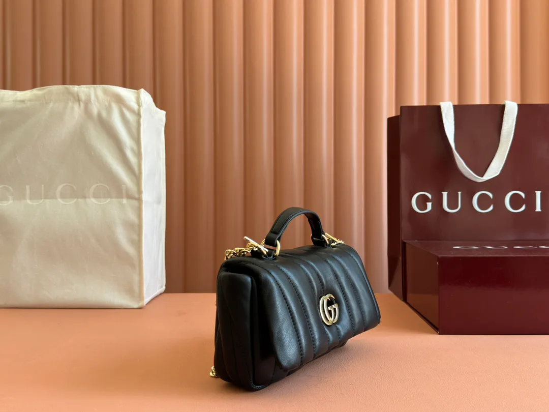 Классические Сумки Женские Gucci 12859952