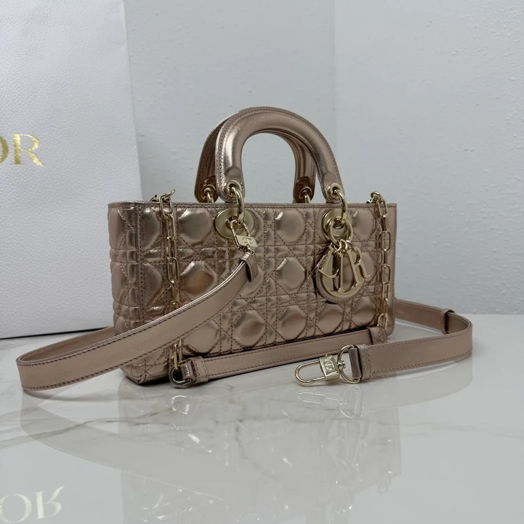 Классические Сумки Женские Christian Dior 18116364