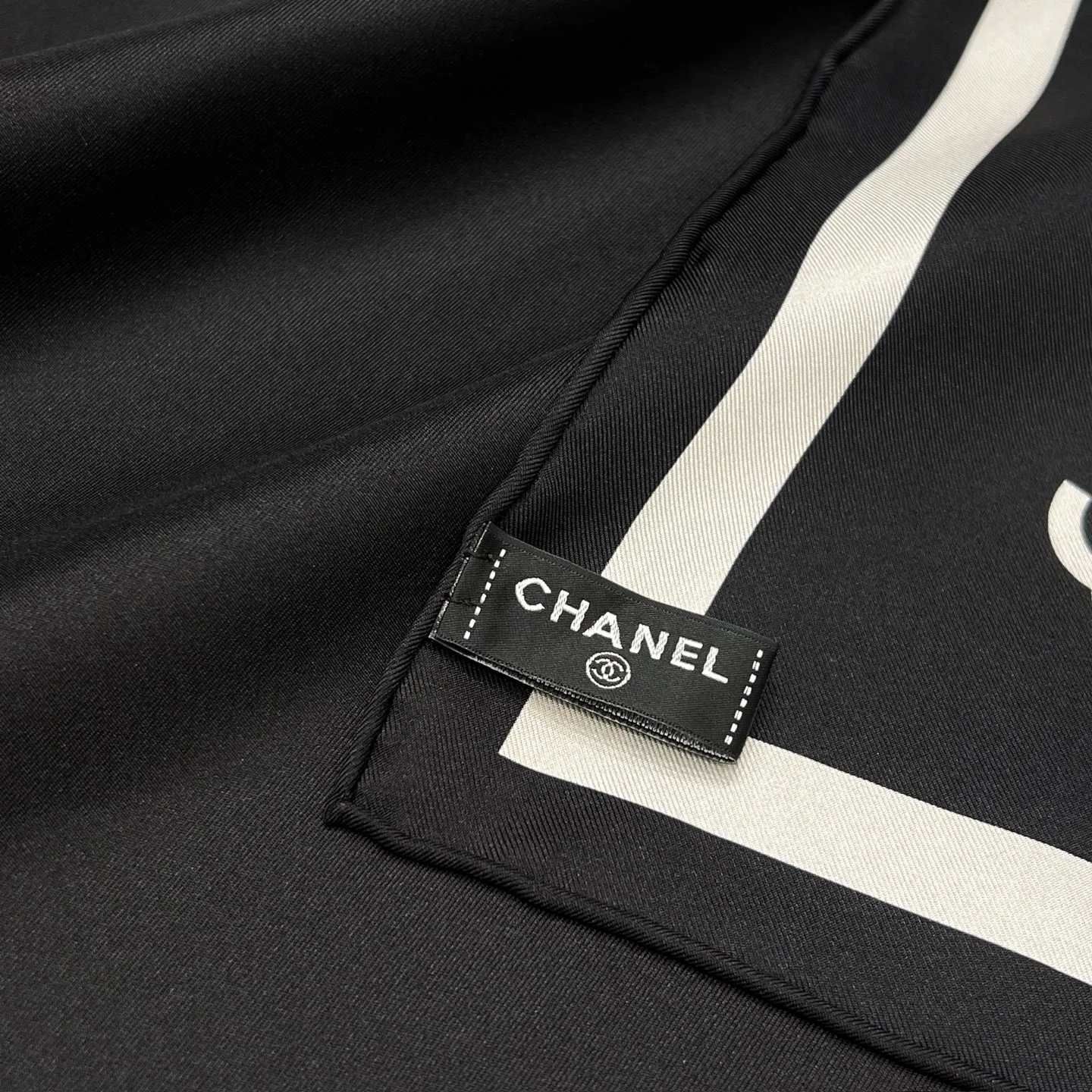 Платки Chanel 13268305