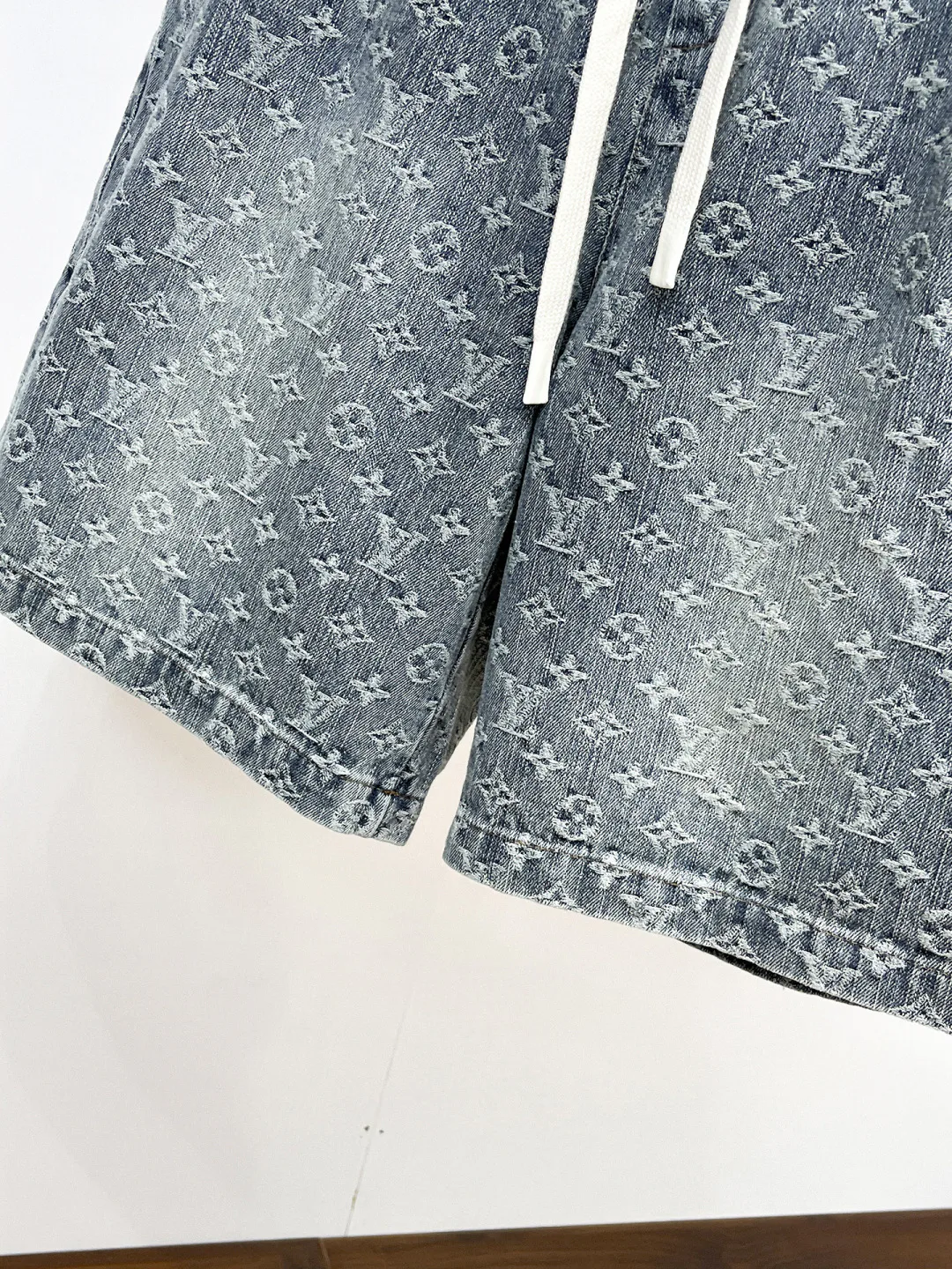 Шорты Мужские Louis Vuitton 13417548