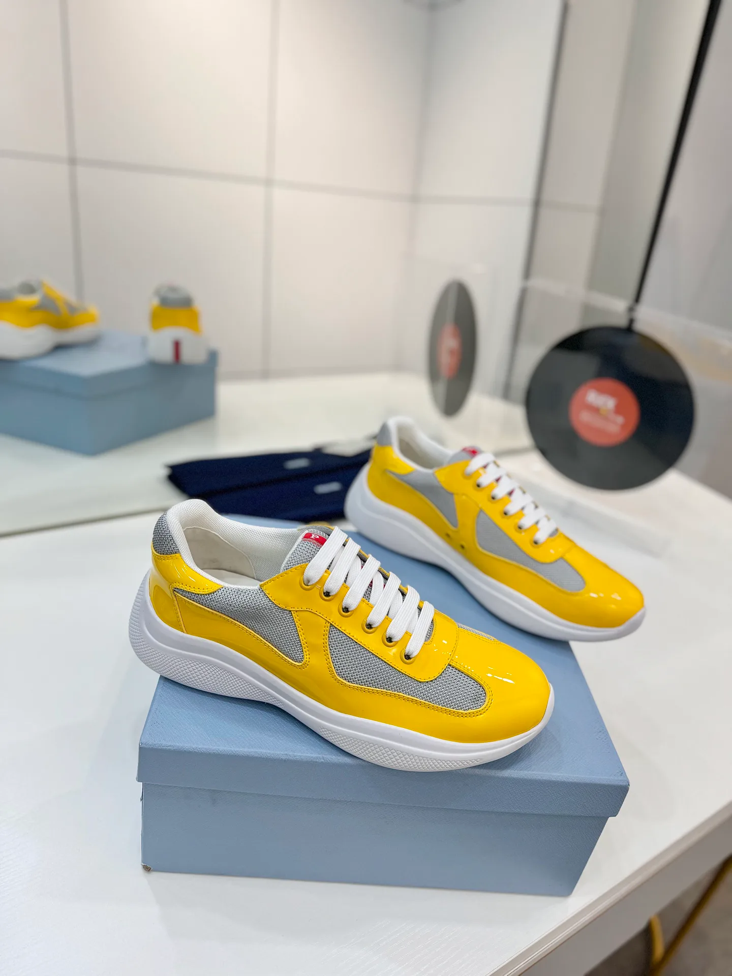 Кроссовки Женские Prada 2019171