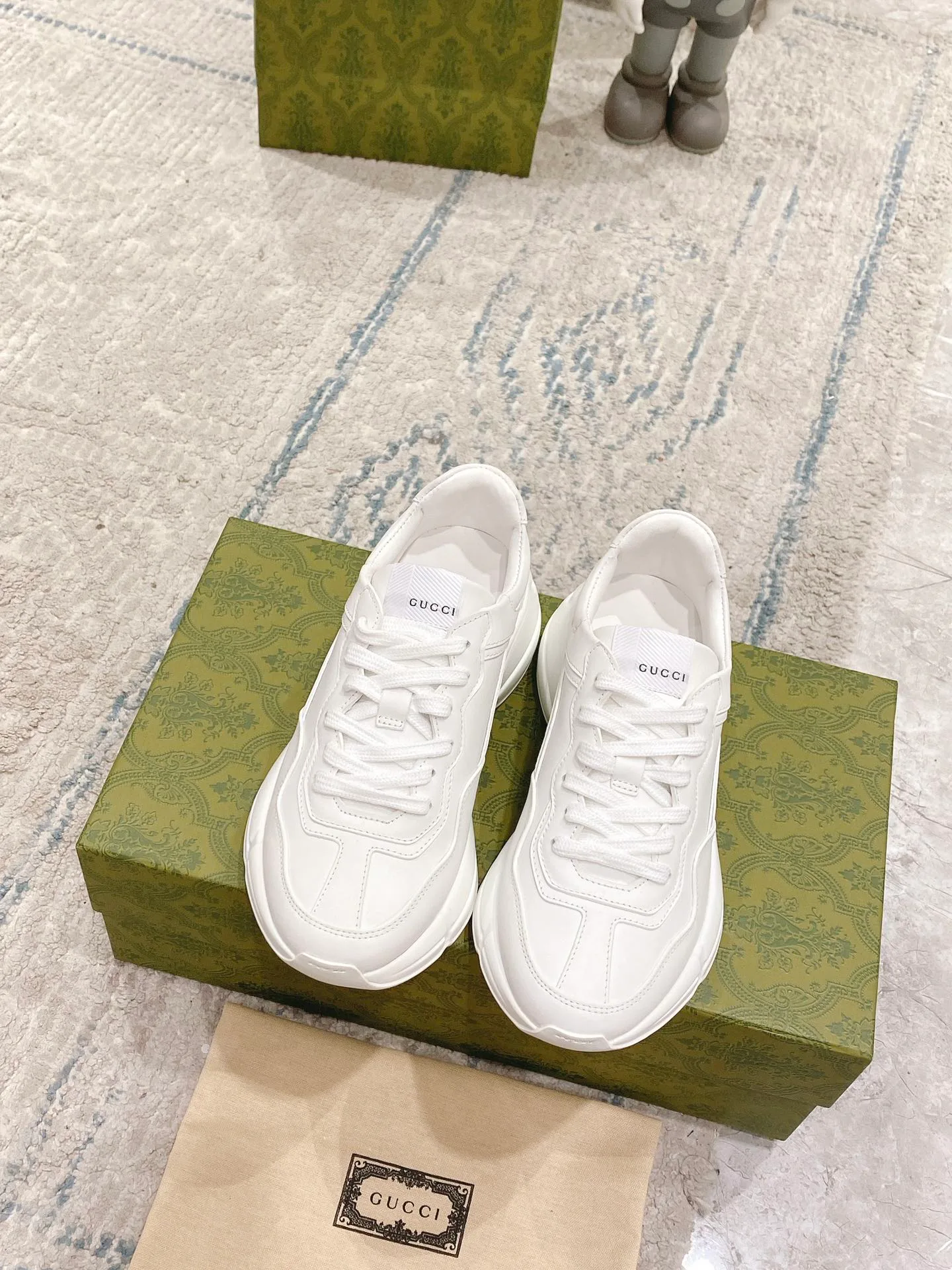 Кроссовки Женские Gucci 375879