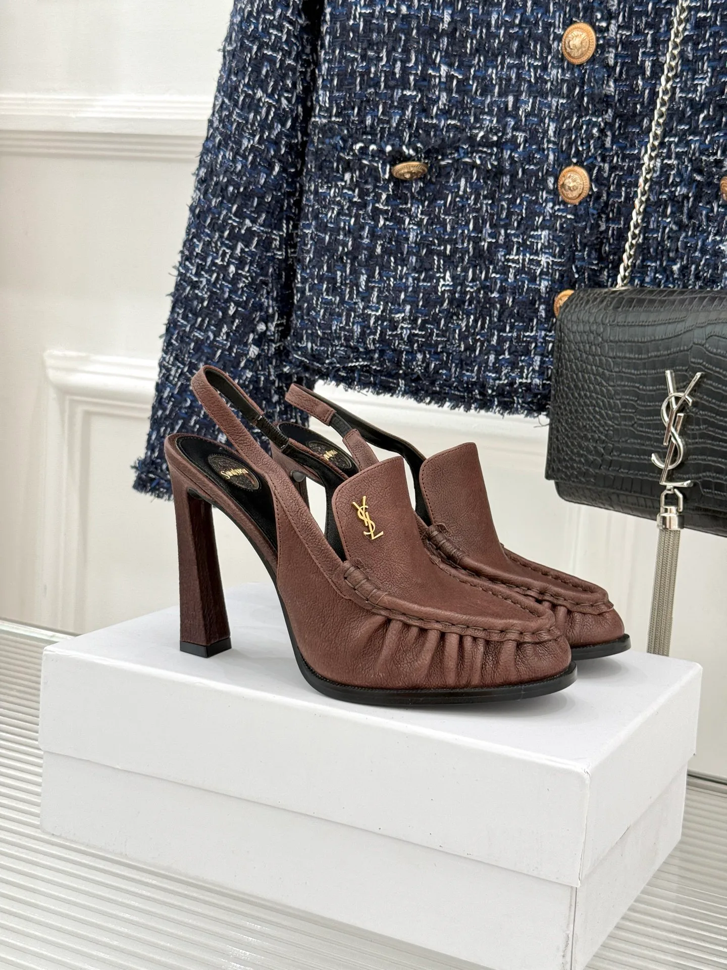 Босоножки Женские Saint Laurent 11312318