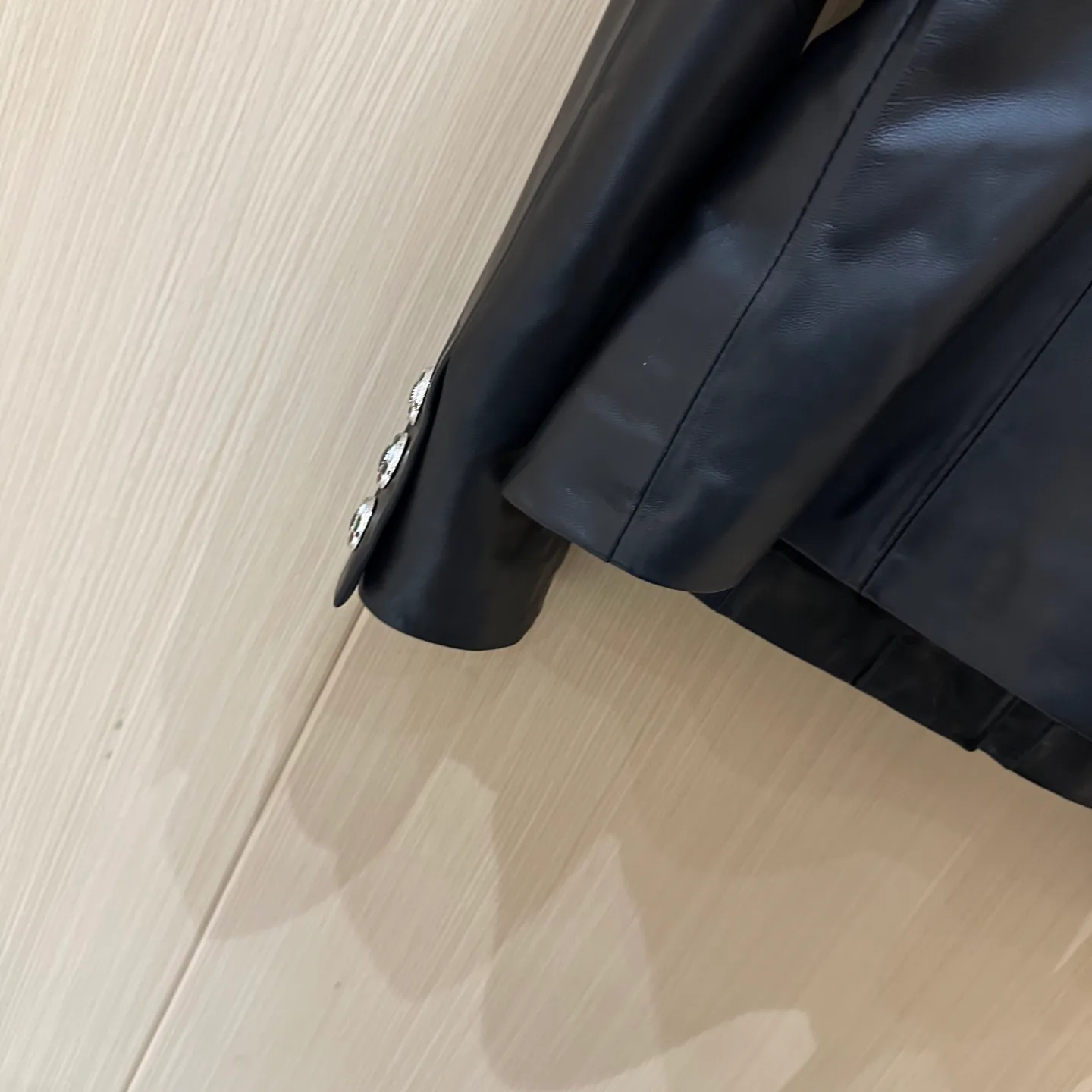 Кожаные Куртки И Дублёнки Женские Chanel 11208294