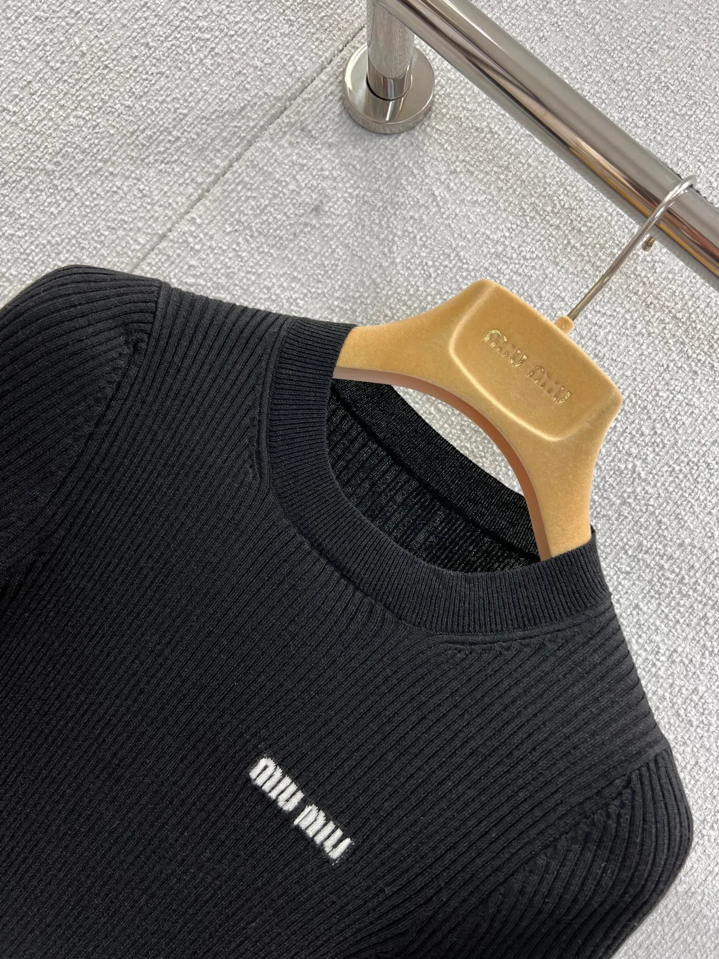 Джемперы И Свитеры Женские Miu Miu 505507