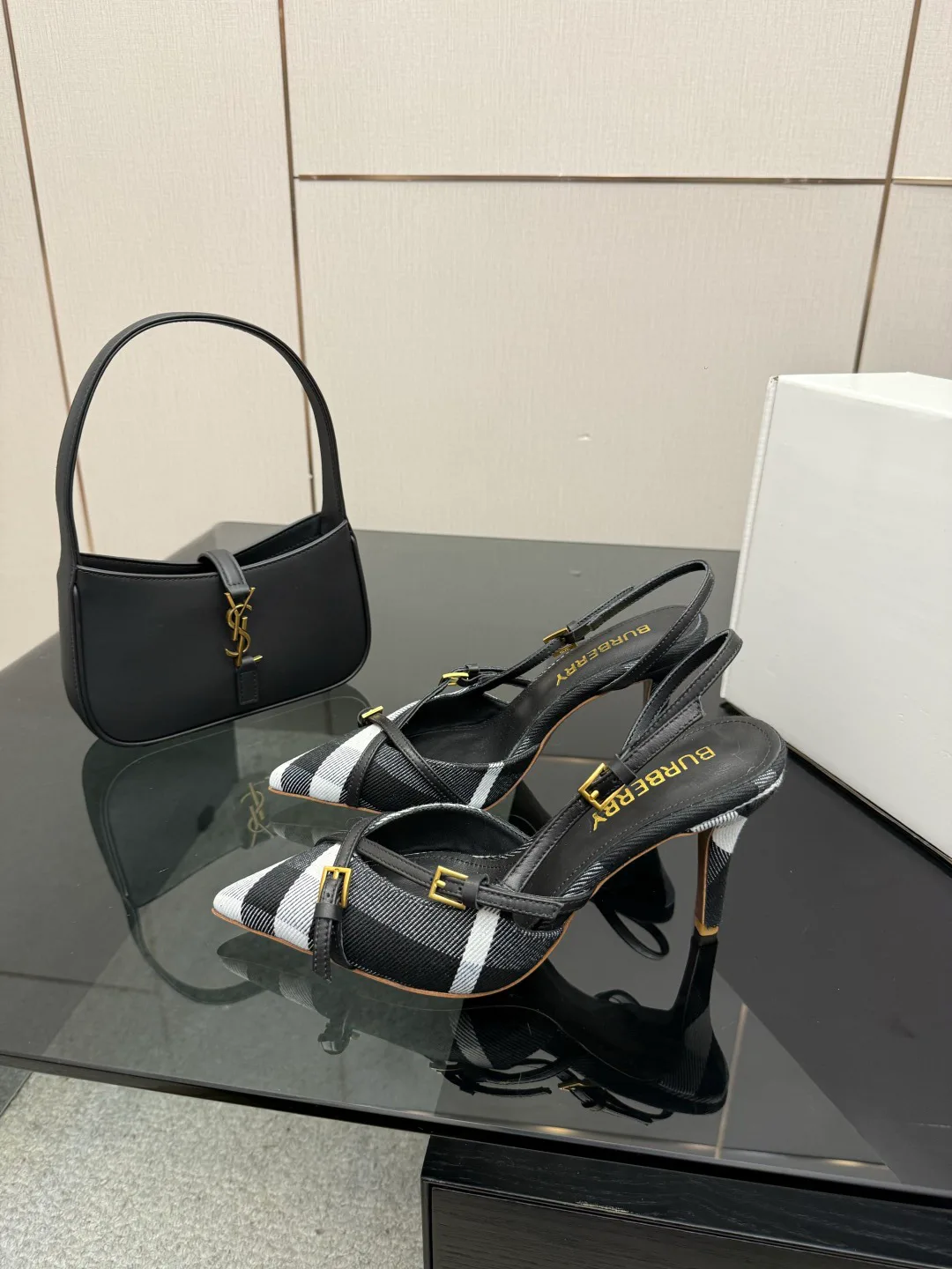 Туфли Женские Burberry 11336458