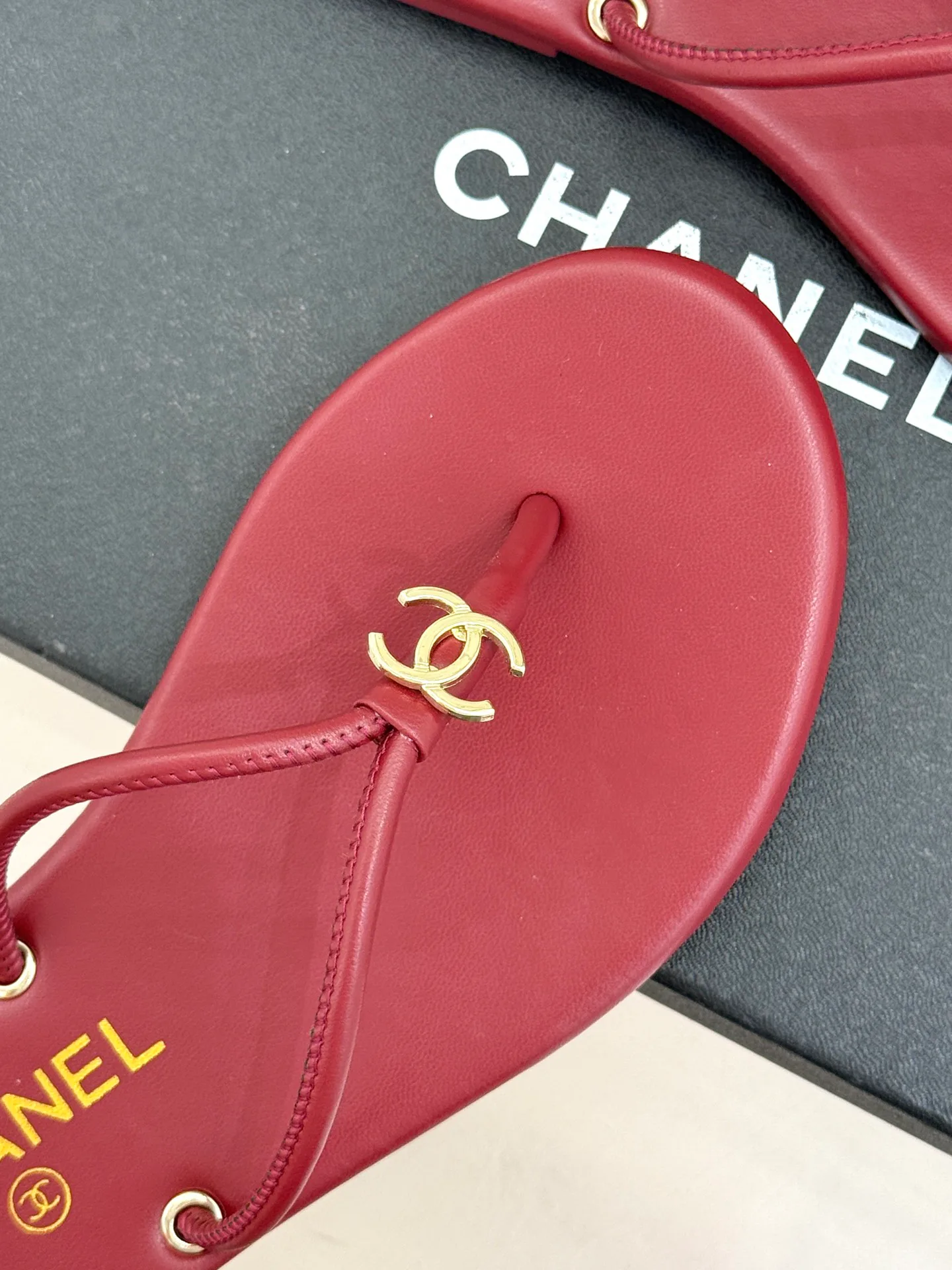Шлепанцы Женские Chanel 11646721