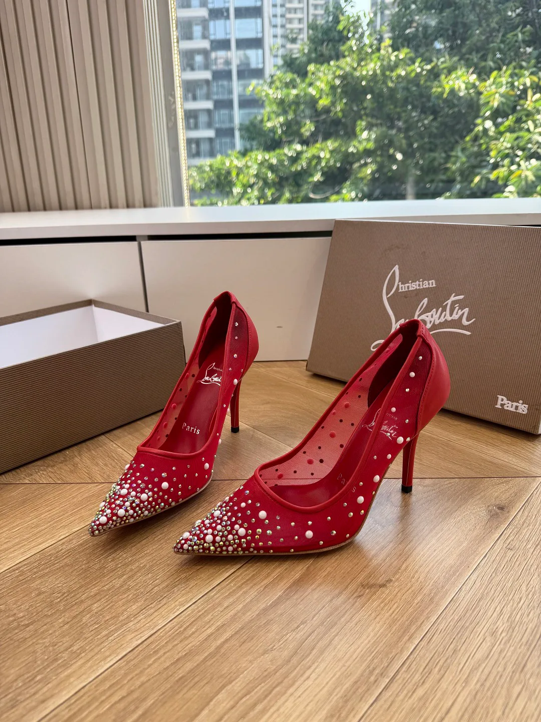 Туфли Женские Christian Louboutin 17480776