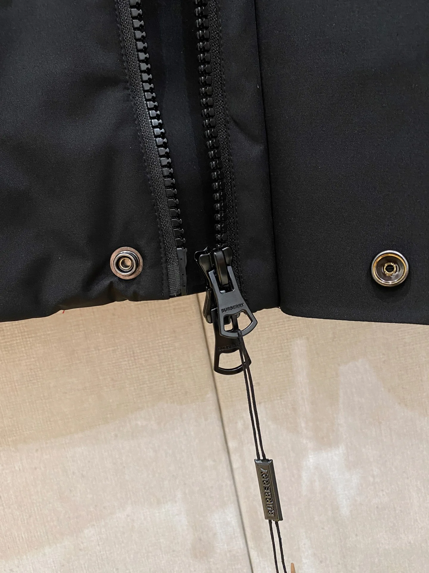 Куртки И Пуховики Женские Moncler 18111243