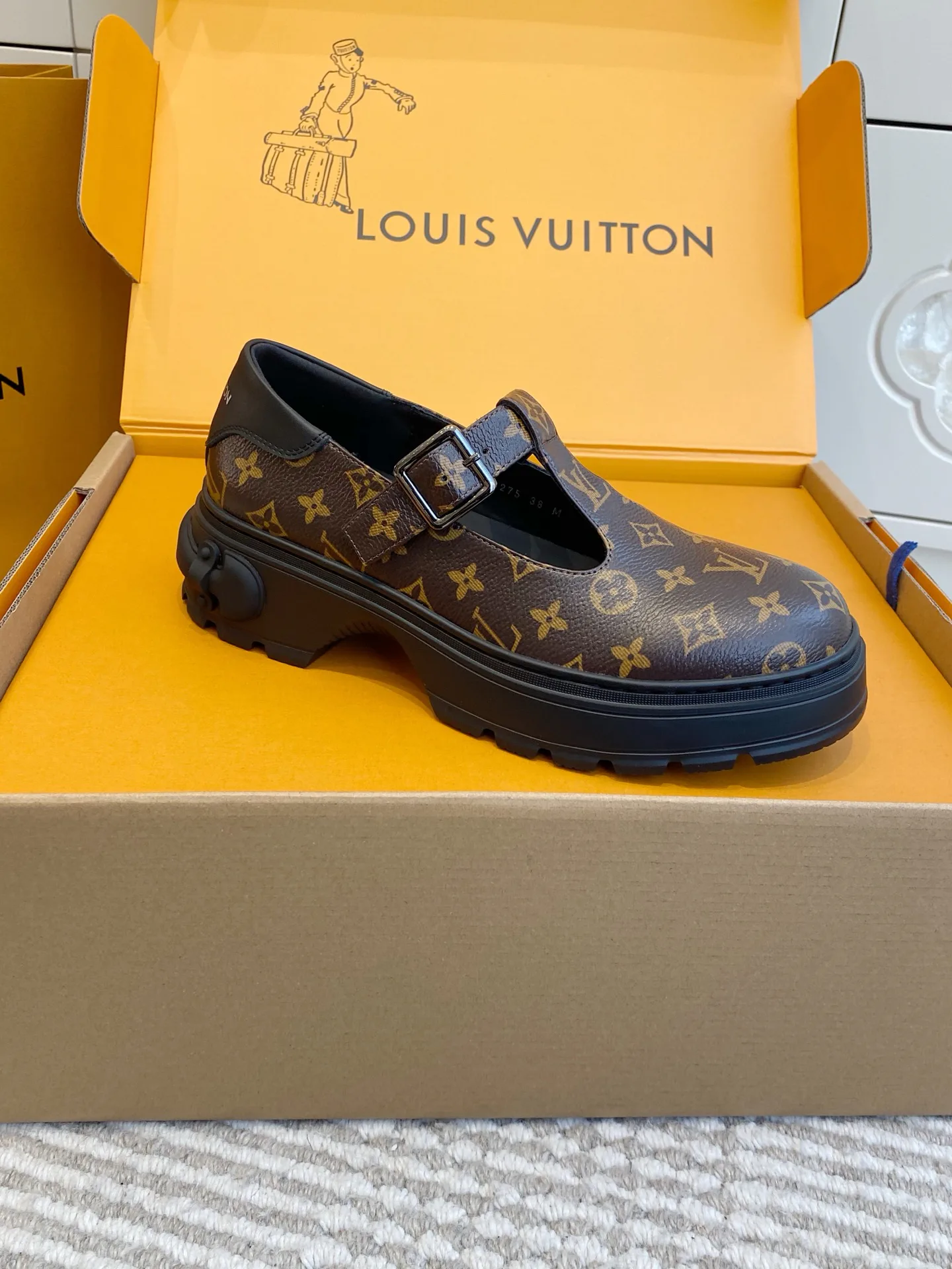 Туфли Женские Louis Vuitton 11304097