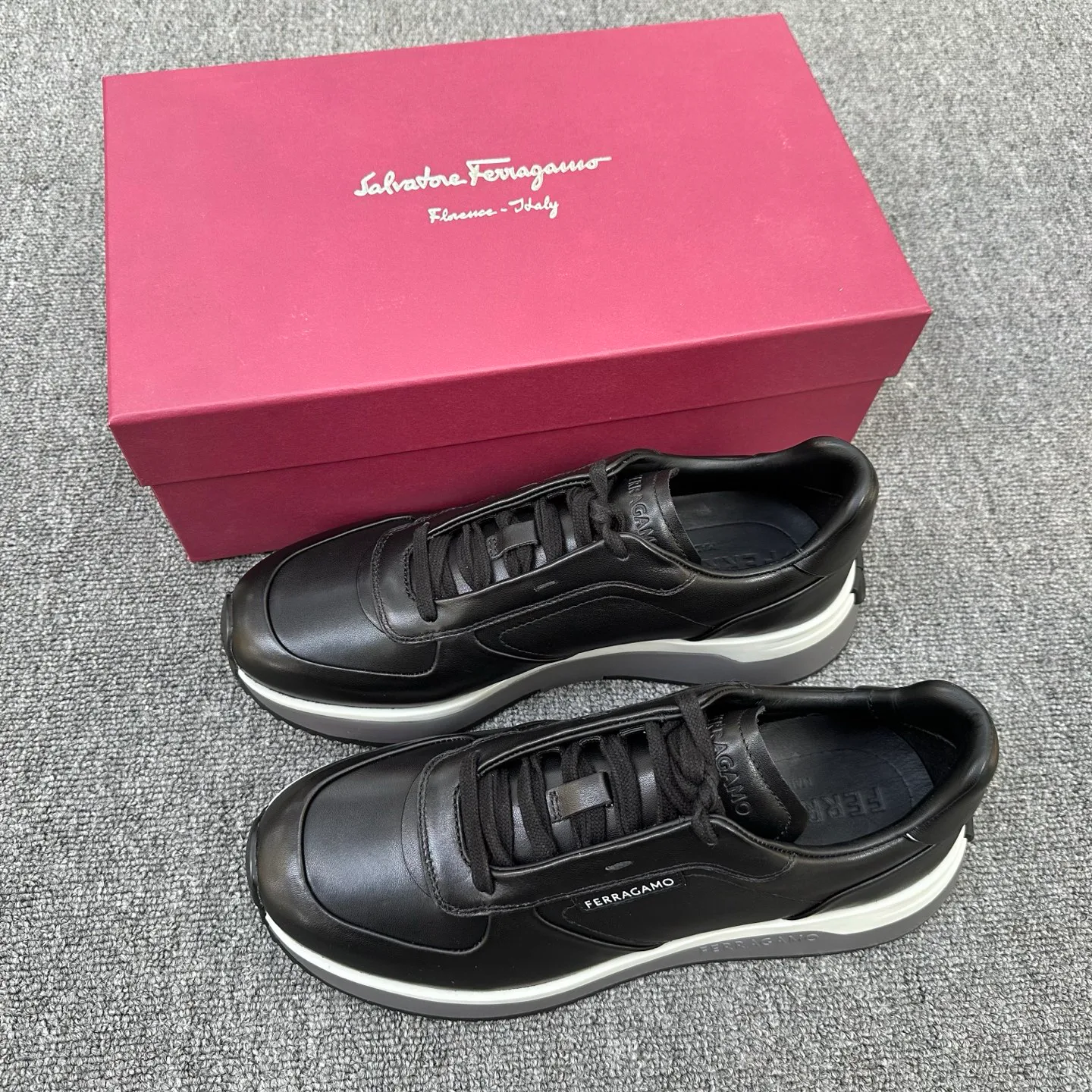 Кроссовки Мужские Salvatore Ferragamo 18075952