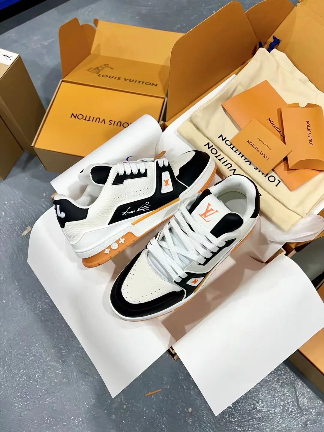 Кроссовки Мужские Louis Vuitton 5661