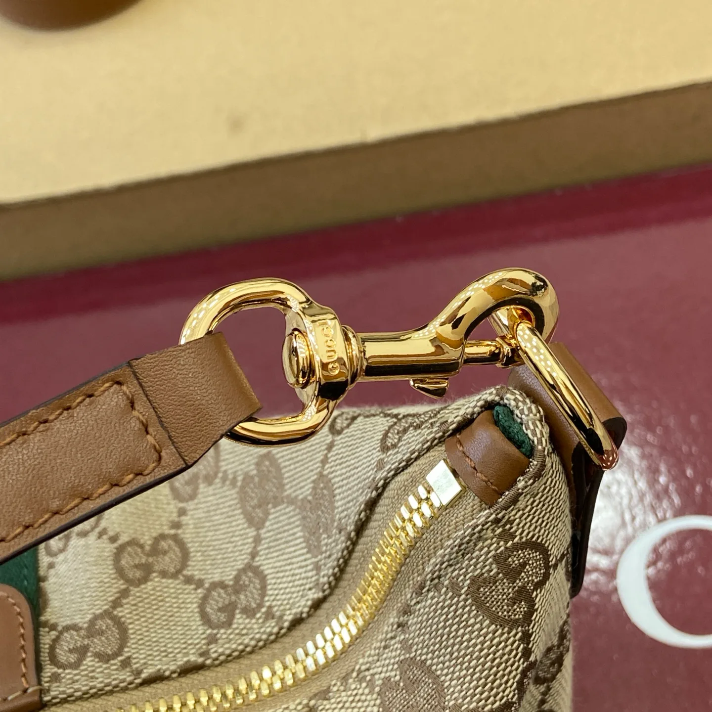 Классические Сумки Женские Gucci 4365370