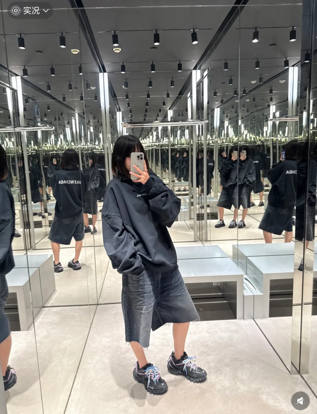 Свитшоты И Худи Женские Balenciaga 5380419