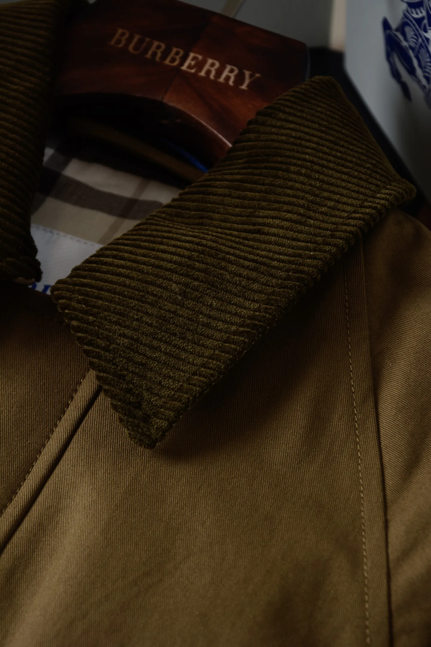 Тренчи Женские Burberry 17906710