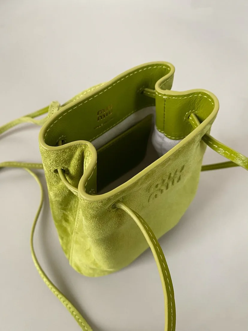 Сумки На Ремне Женские Miu Miu 111379