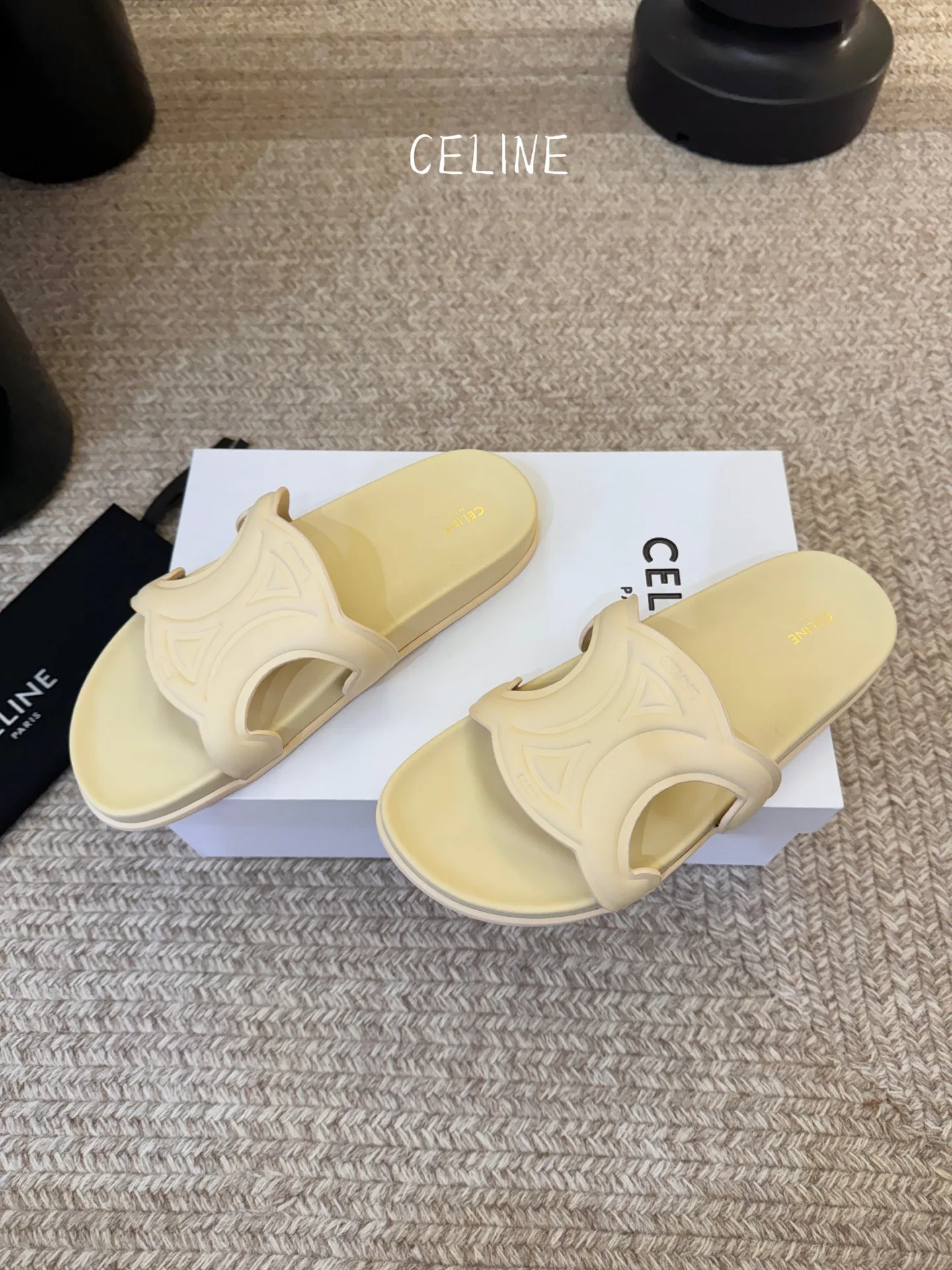 Шлепанцы Женские Celine 11621129