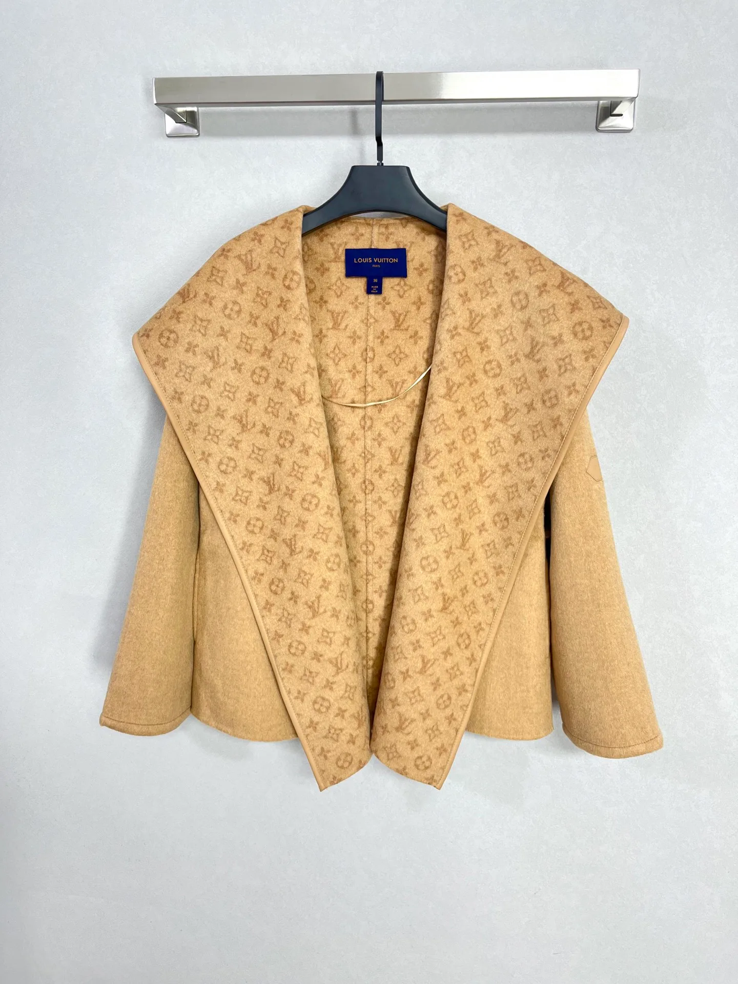 Пальто Женские Louis Vuitton 3532913